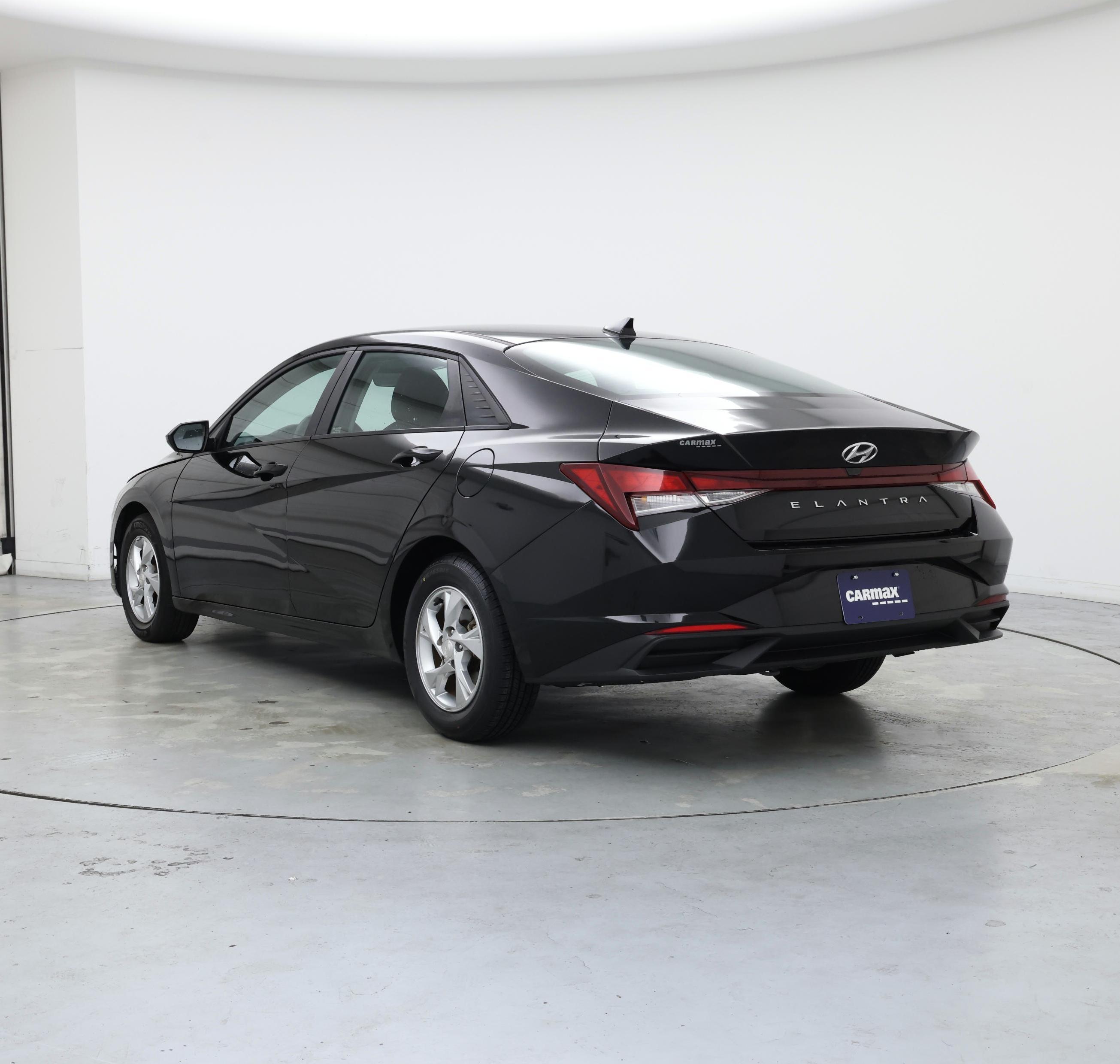 Thumbnail: 2022 Hyundai Elantra - 2