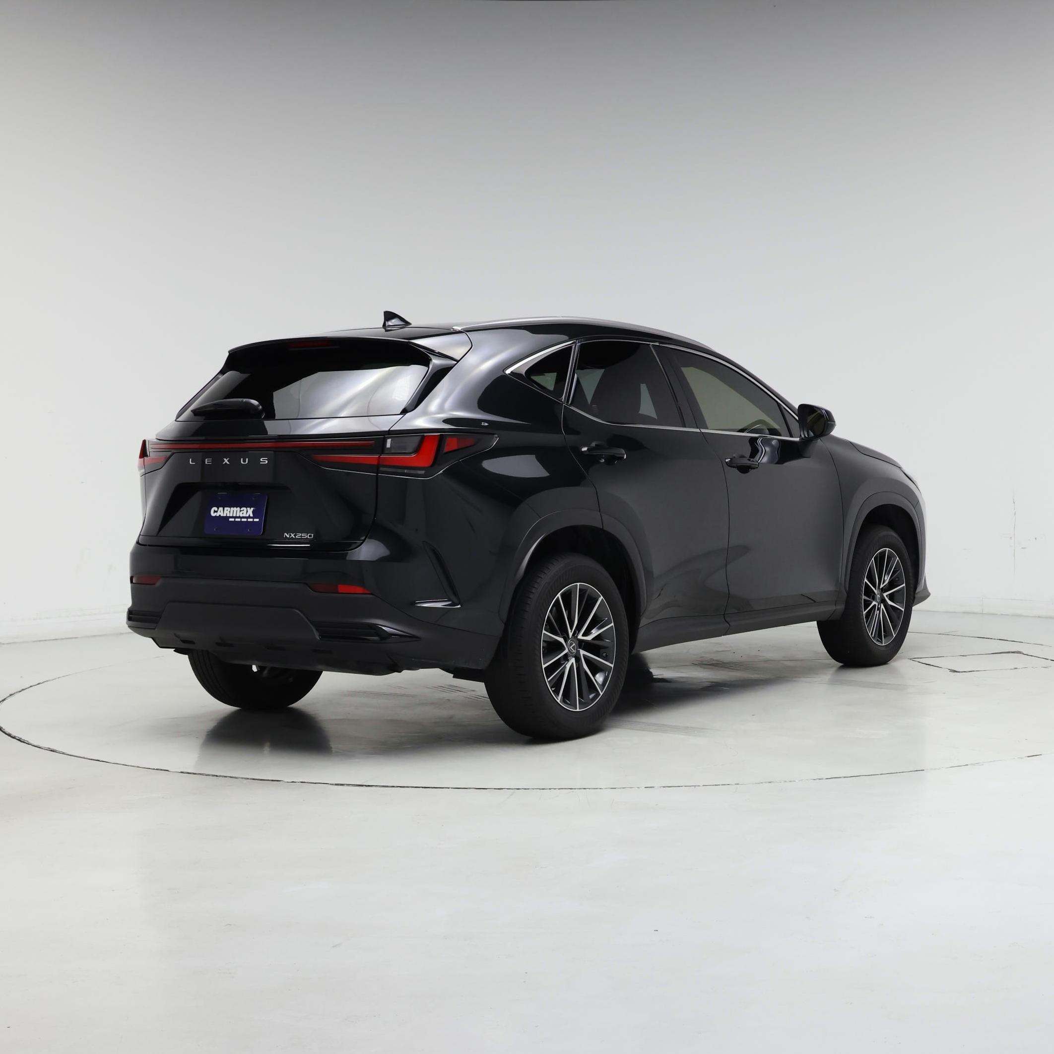 Thumbnail: 2022 Lexus NX - 8