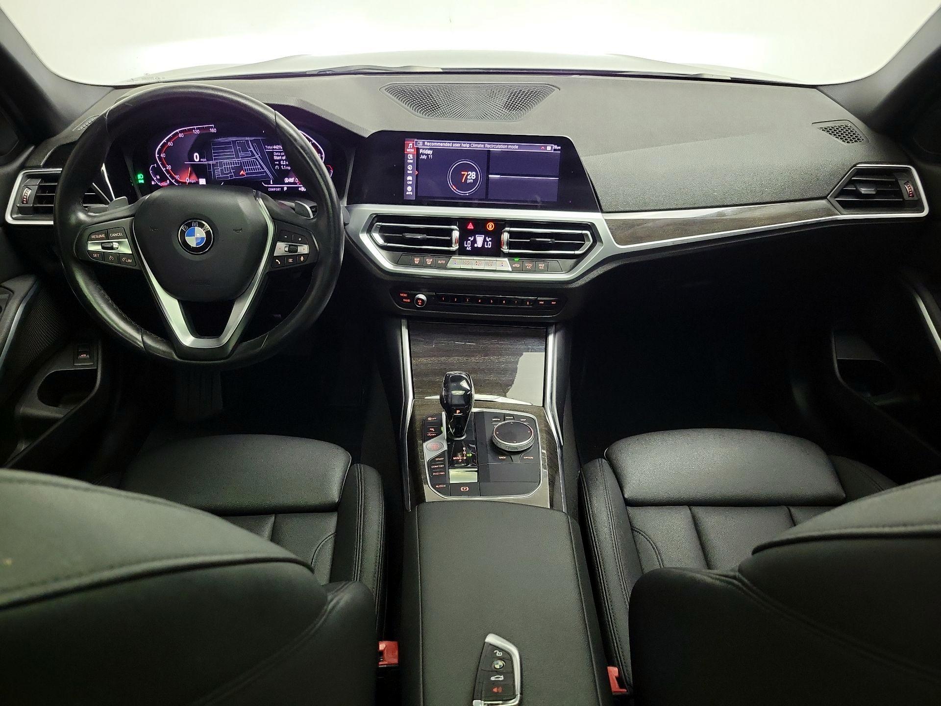 Thumbnail: 2020 BMW 3 Series - 9