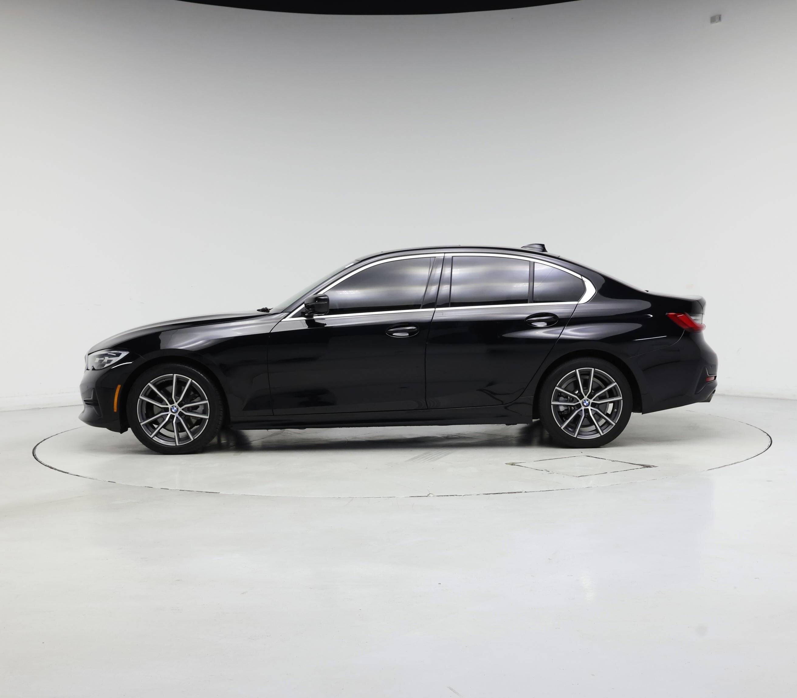 Thumbnail: 2020 BMW 3 Series - 3