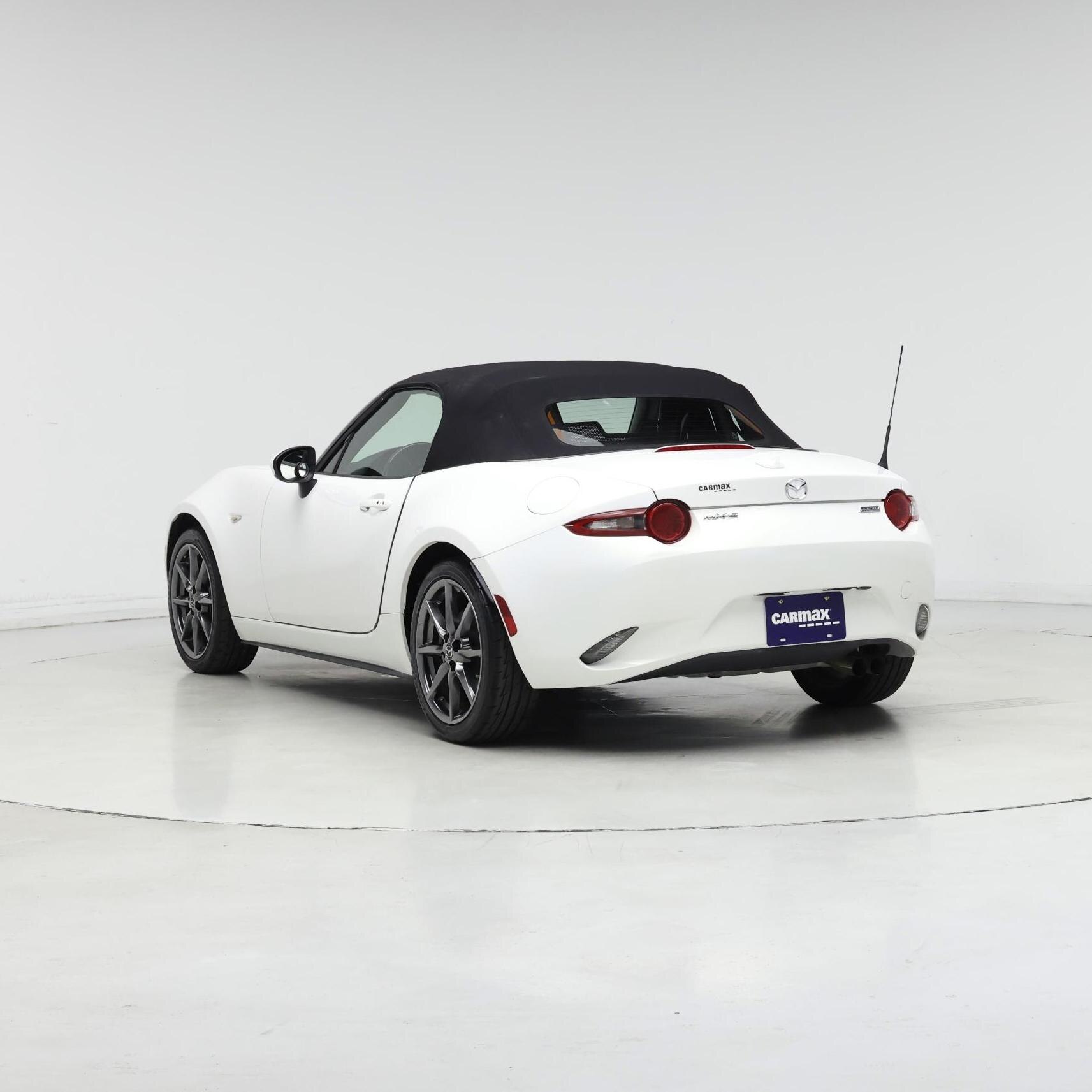 Thumbnail: 2016 Mazda MX-5 Miata - 2