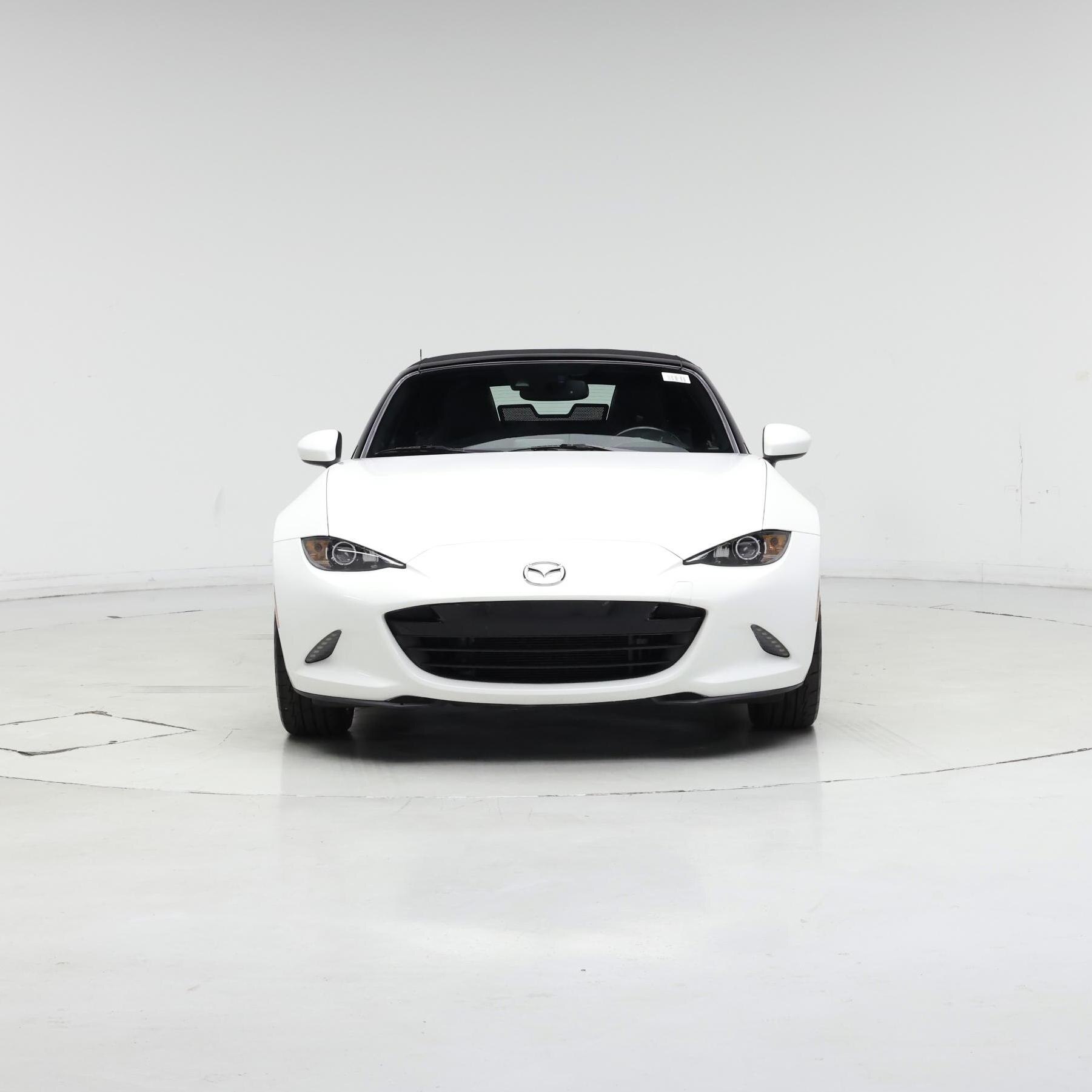 Thumbnail: 2016 Mazda MX-5 Miata - 5
