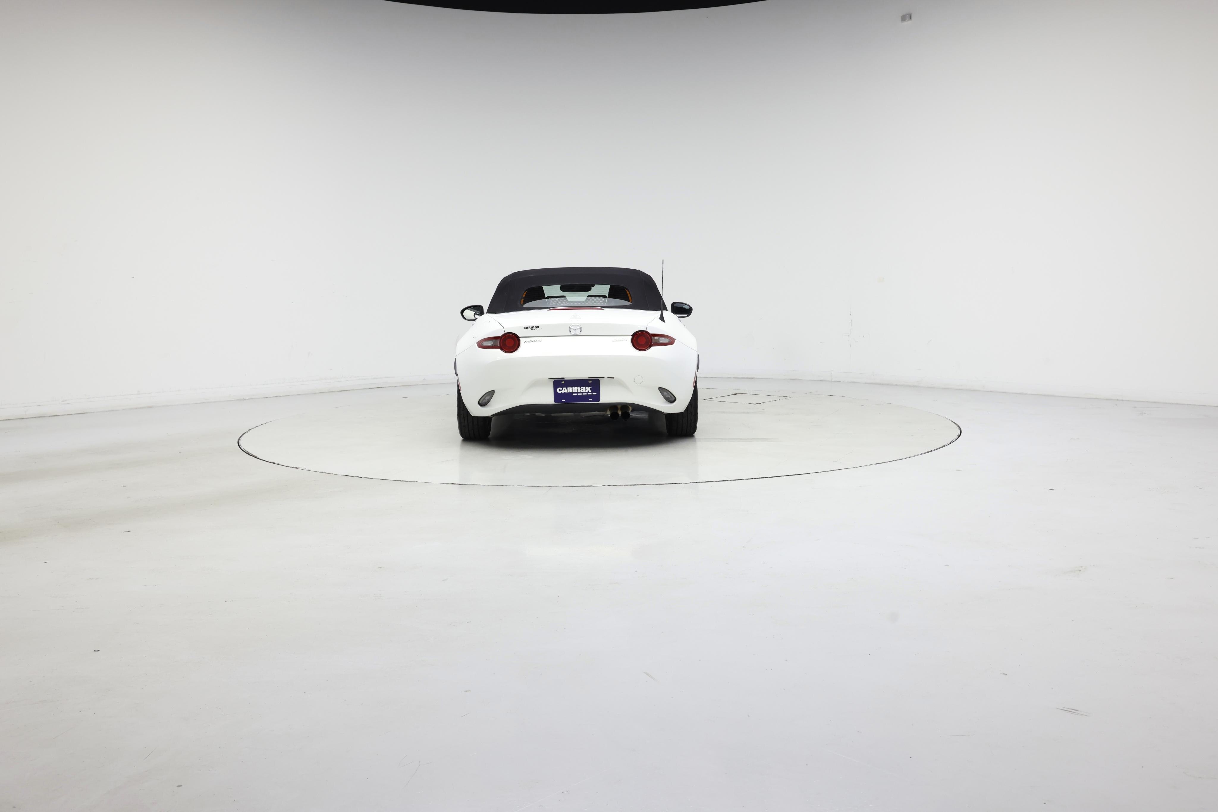 Thumbnail: 2016 Mazda MX-5 Miata - 6