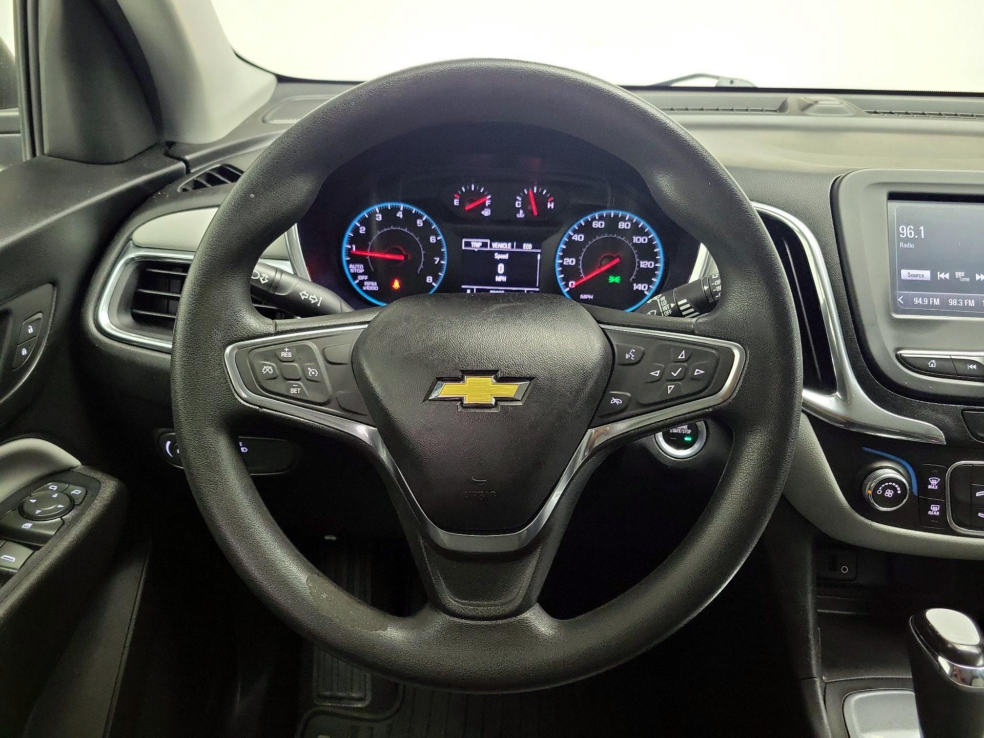 Thumbnail: 2018 Chevrolet Equinox - 10