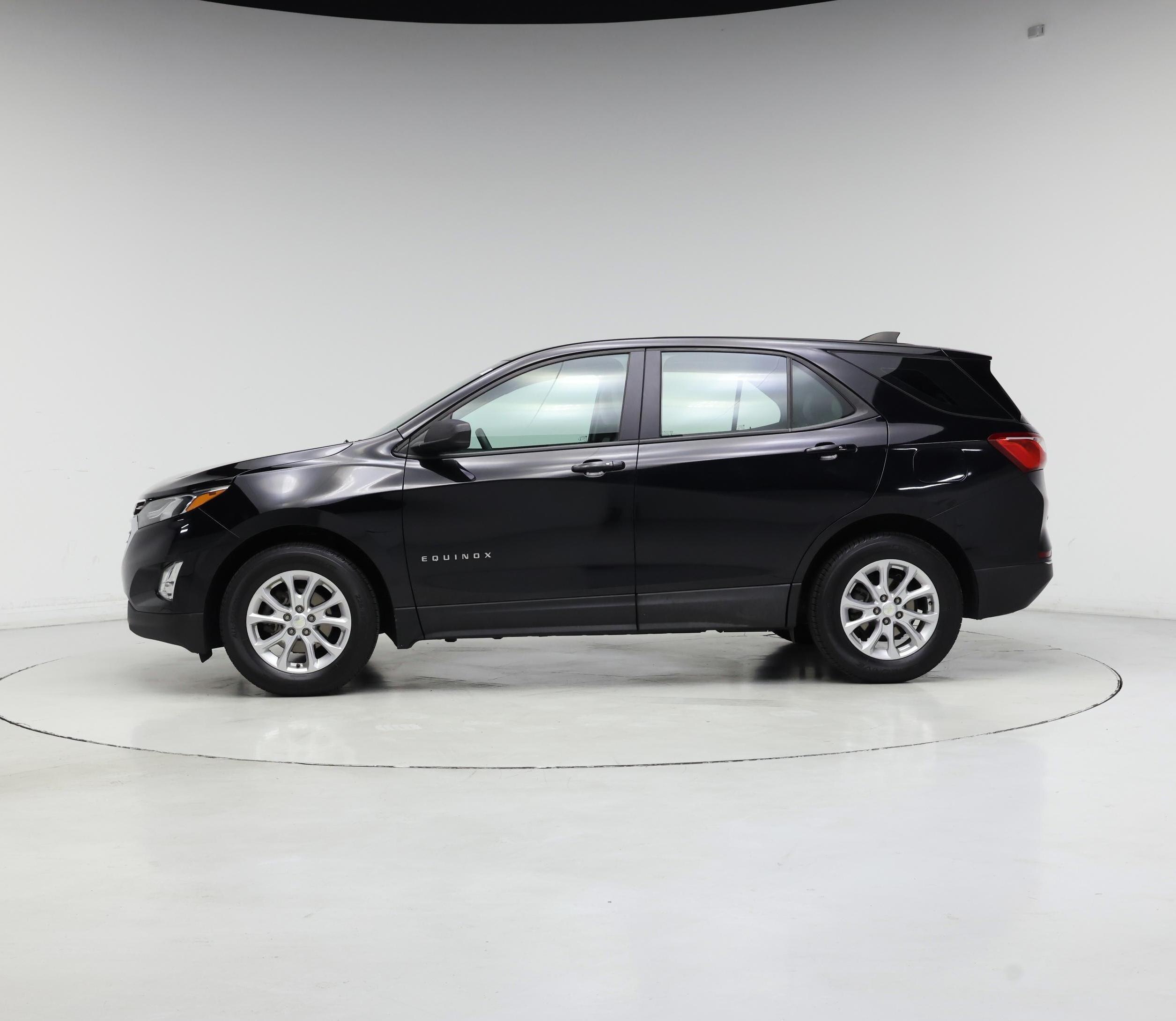 Thumbnail: 2018 Chevrolet Equinox - 3