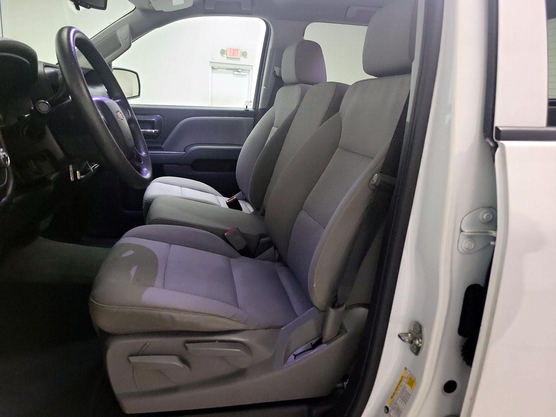 Thumbnail: 2018 Chevrolet Silverado 1500 - 11