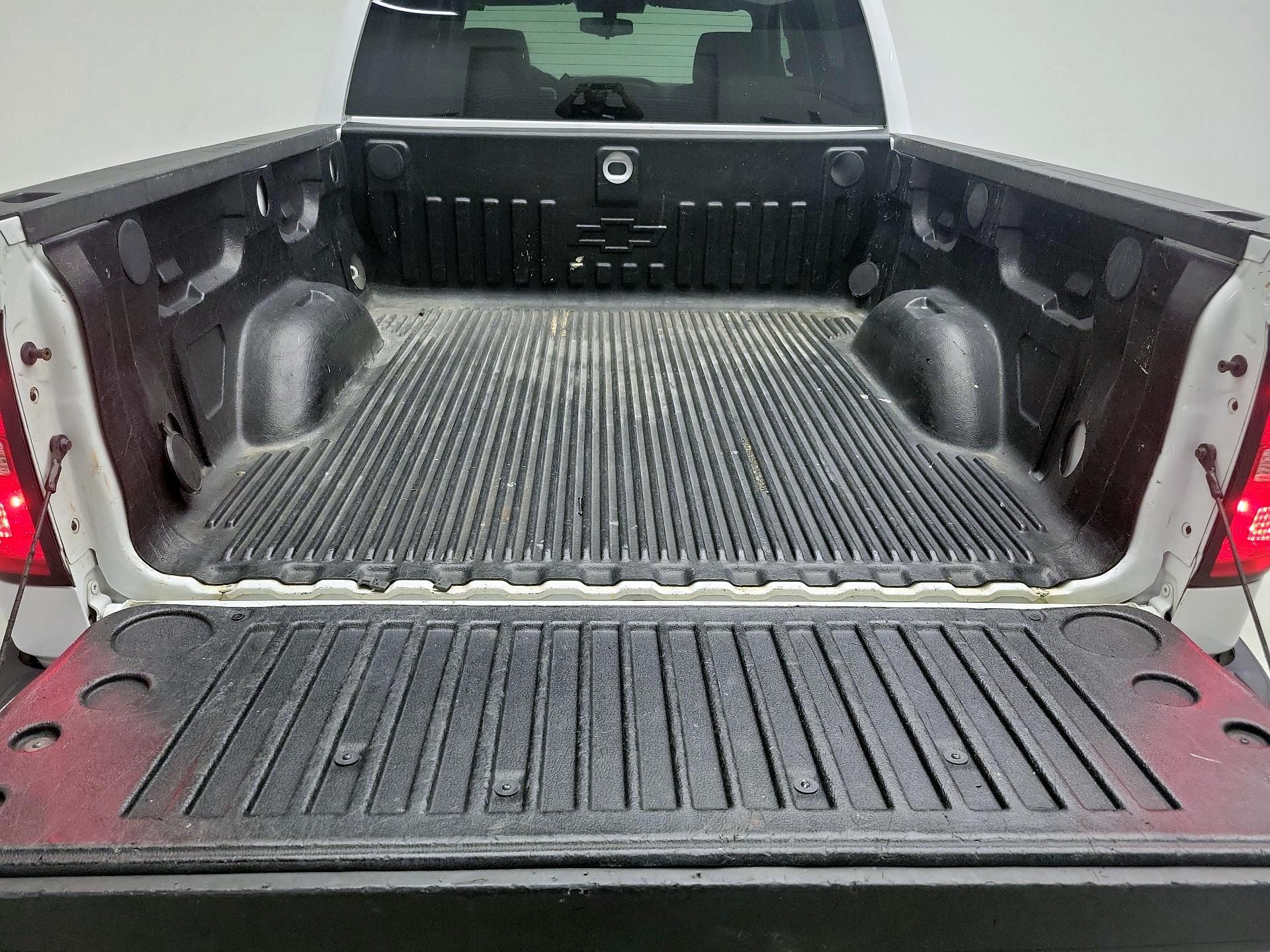 Thumbnail: 2018 Chevrolet Silverado 1500 - 20