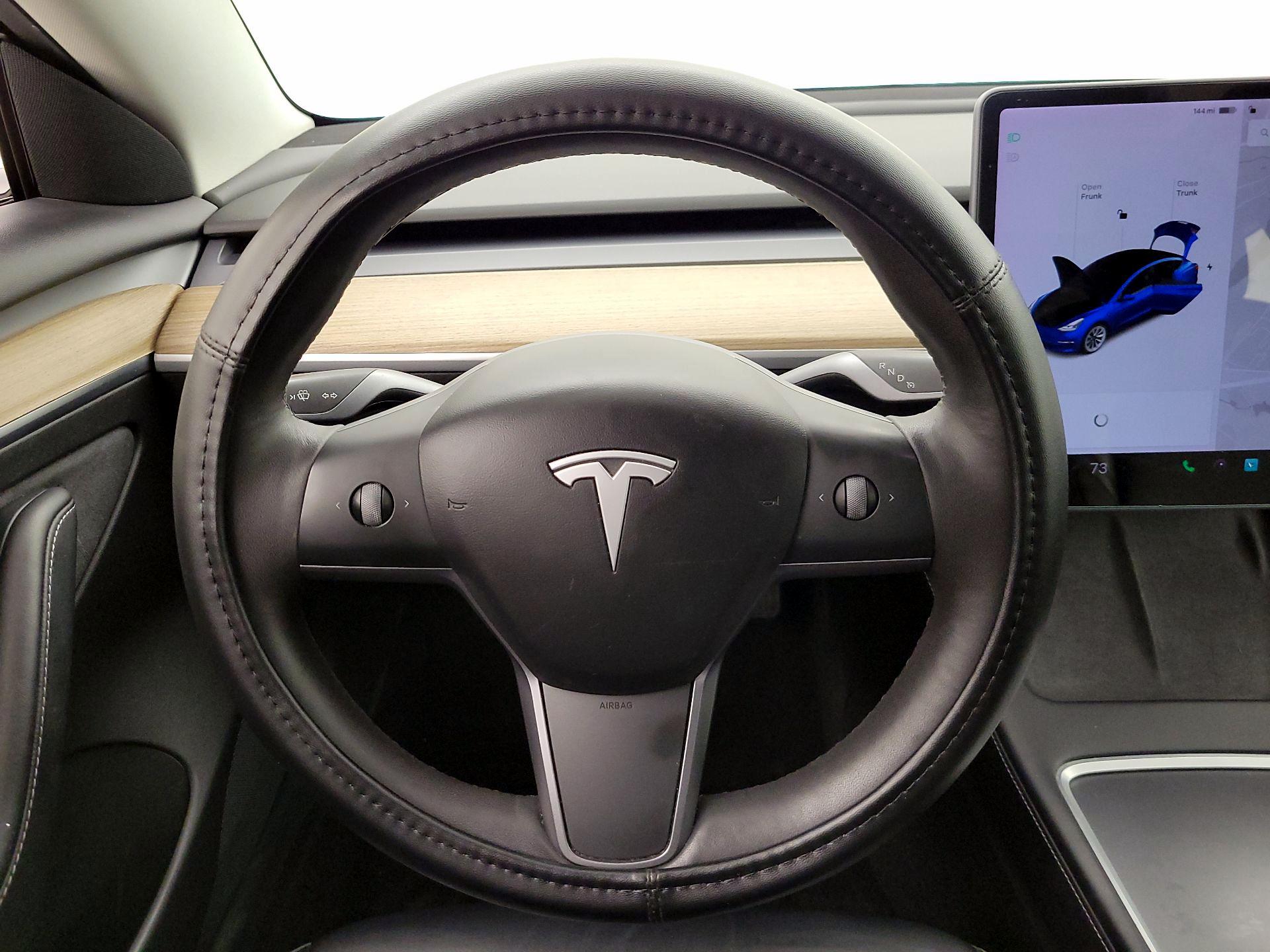 Thumbnail: 2021 Tesla Model 3 - 10
