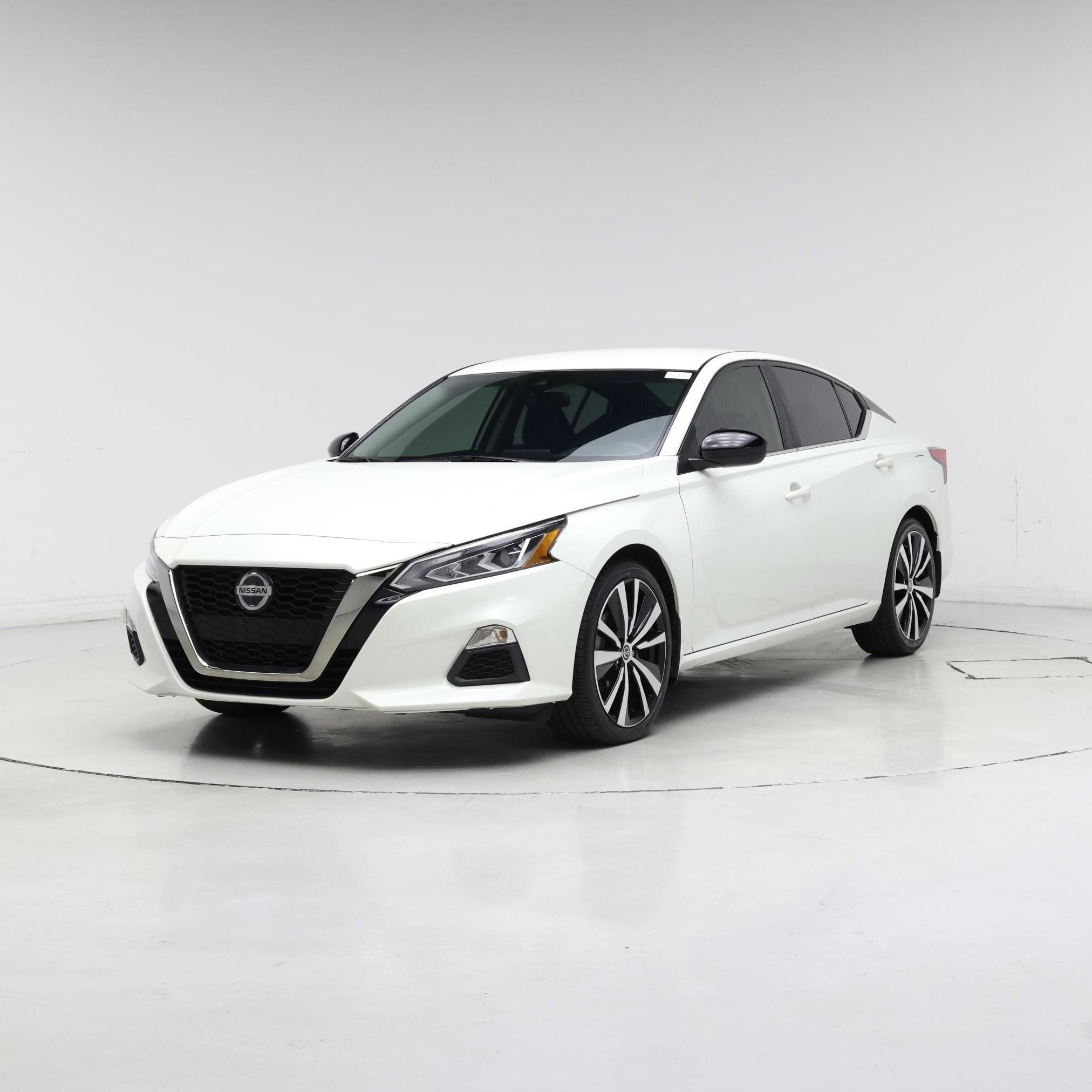 Thumbnail: 2022 Nissan Altima - 4