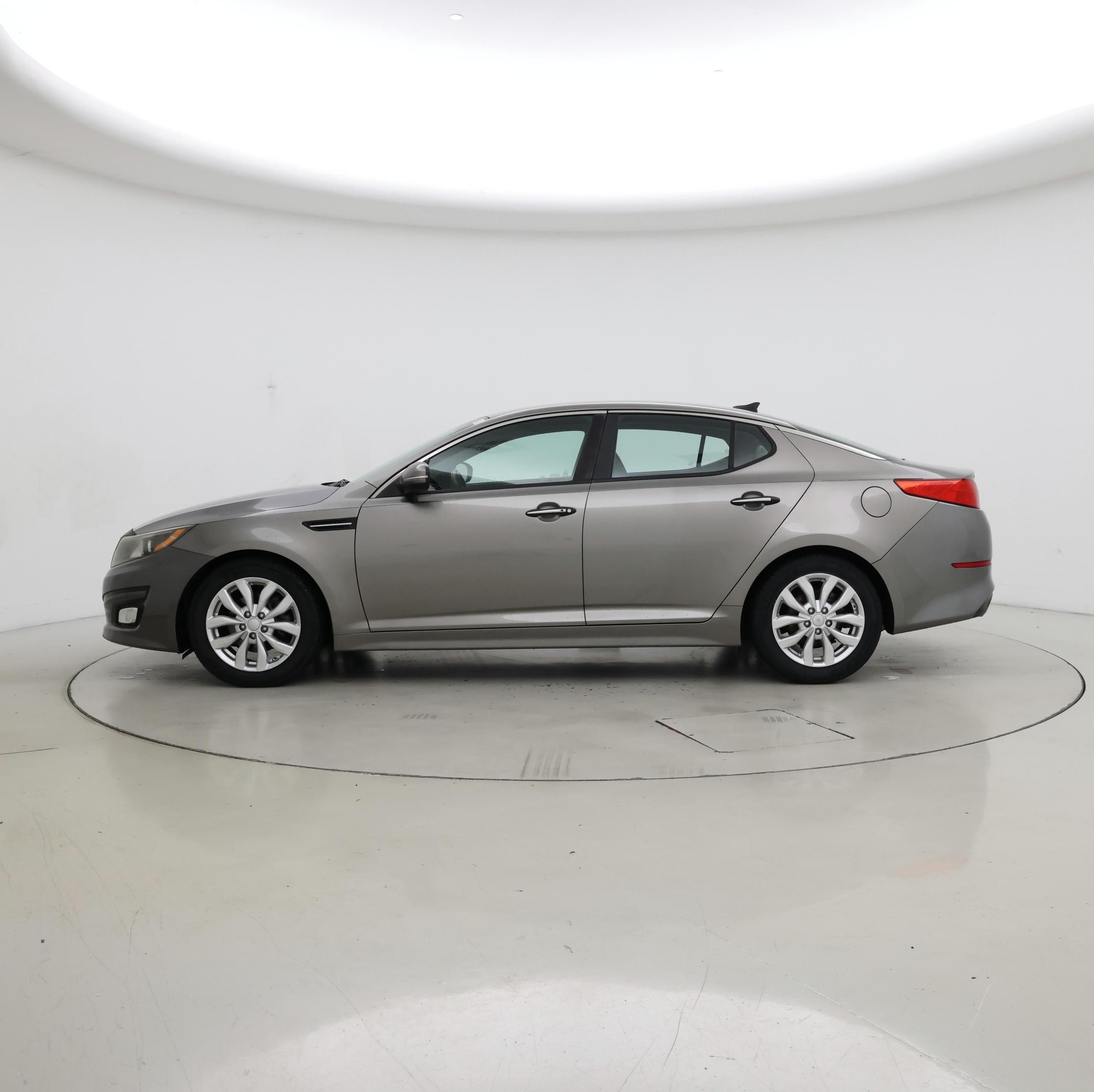 Thumbnail: 2014 Kia Optima - 3