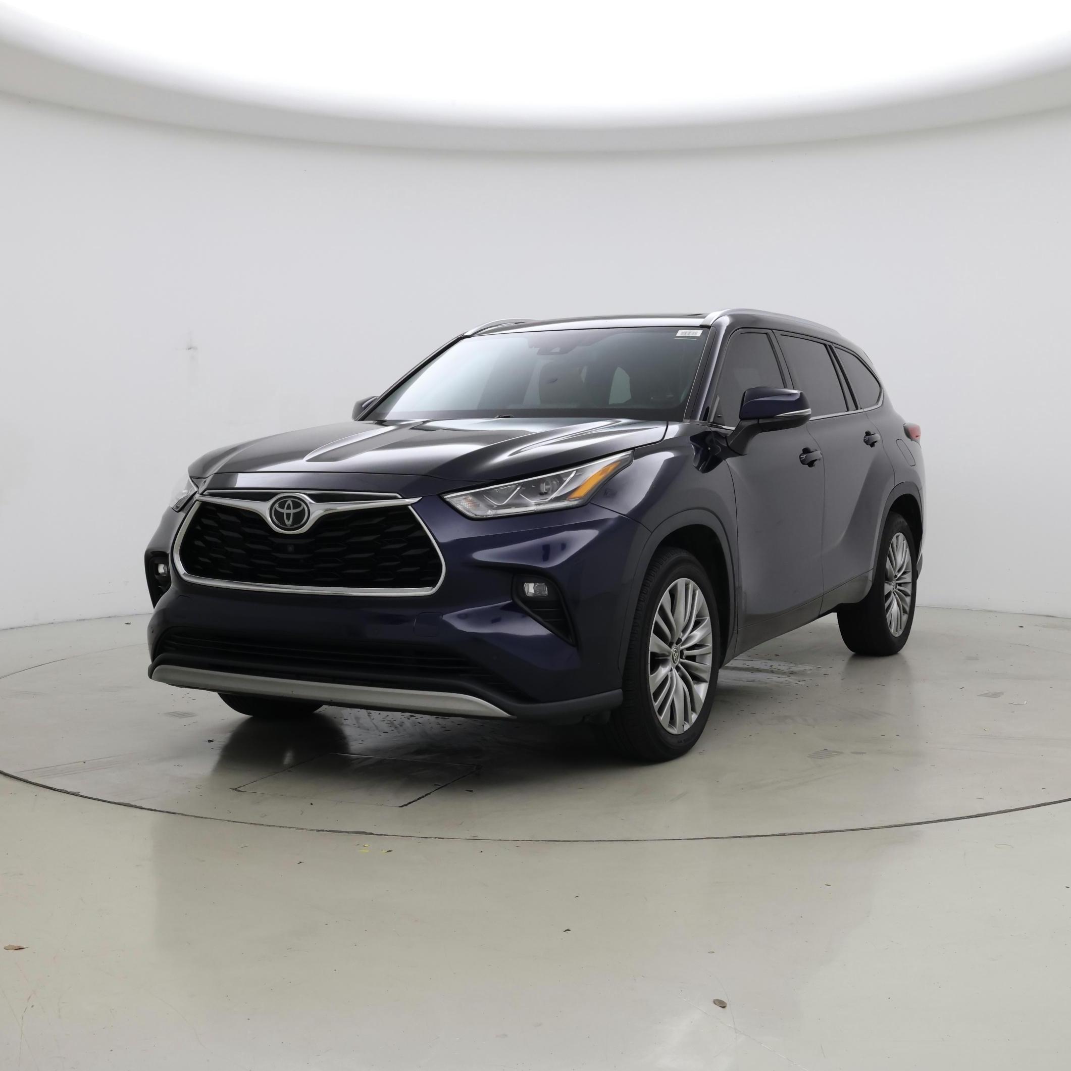 Thumbnail: 2021 Toyota Highlander - 4