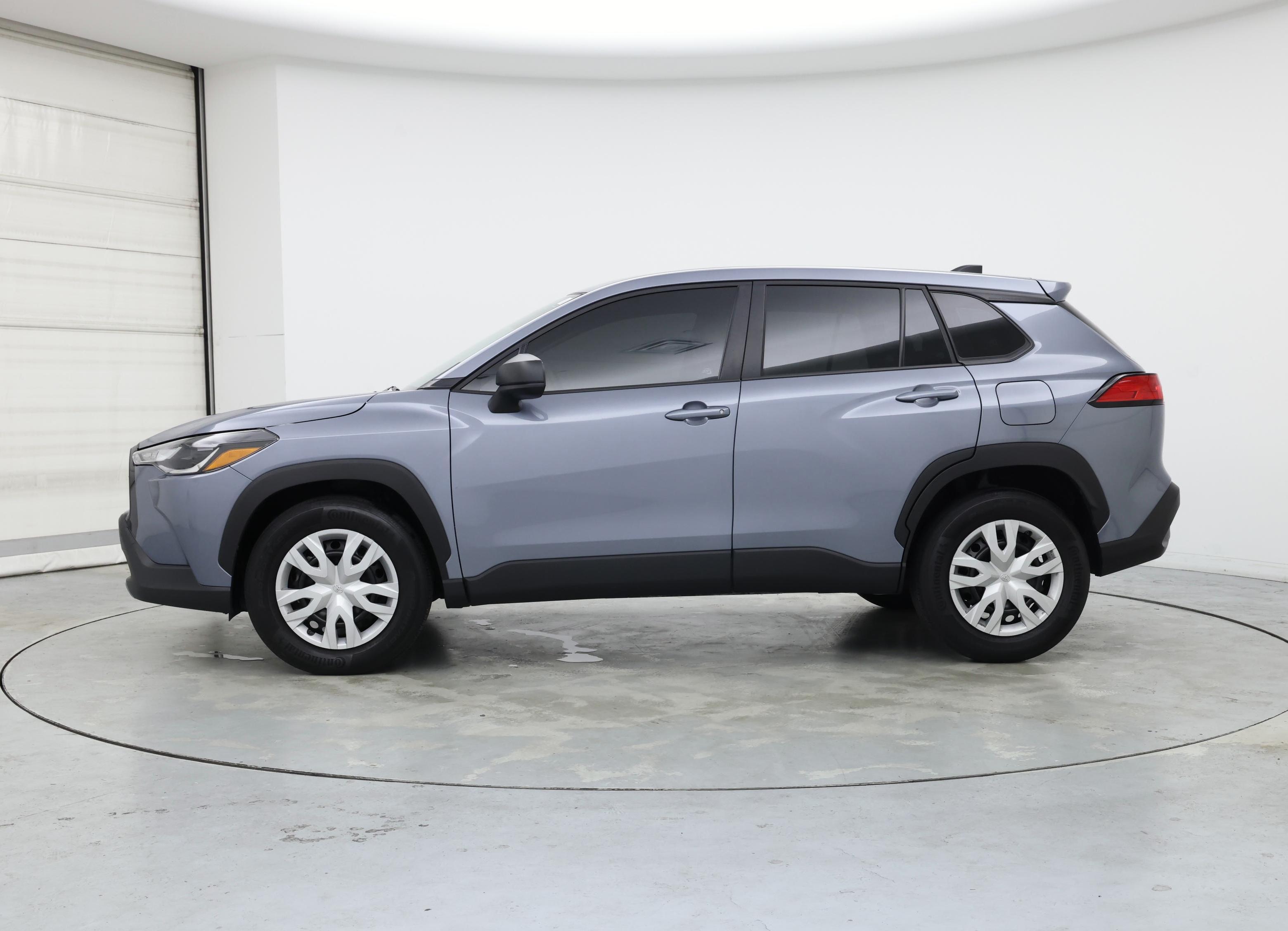 Thumbnail: 2022 Toyota Corolla Cross - 3