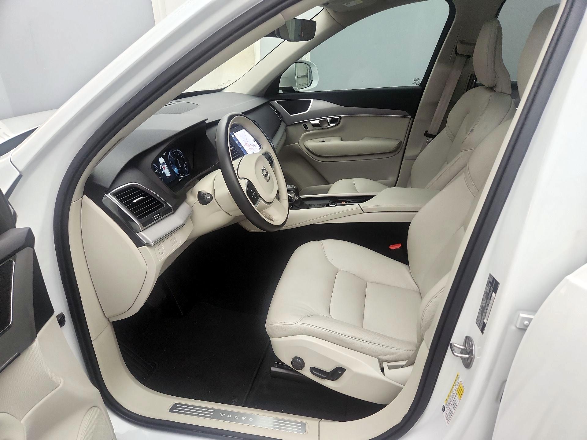 Thumbnail: 2022 Volvo XC90 - 11