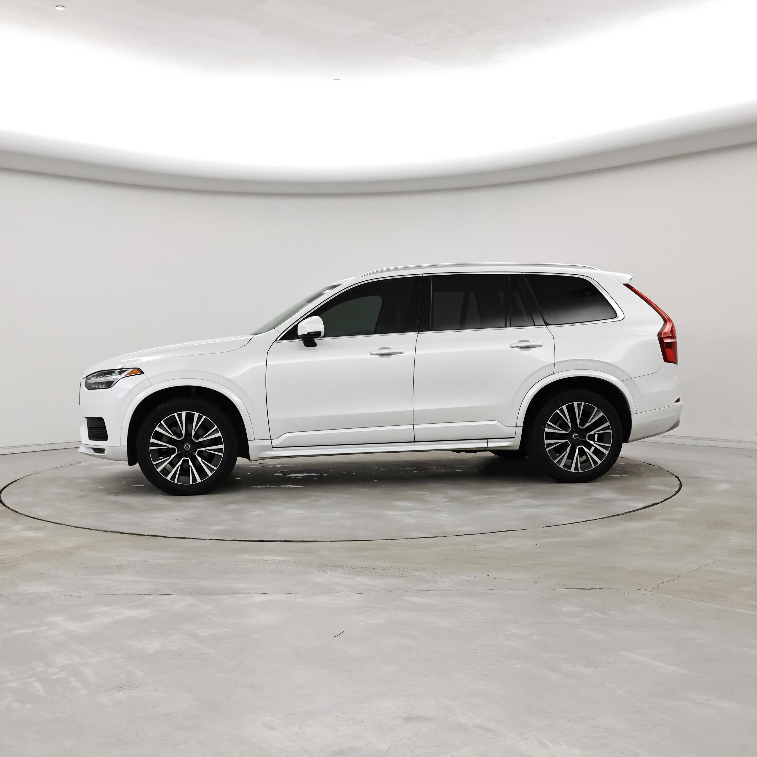 Thumbnail: 2022 Volvo XC90 - 3