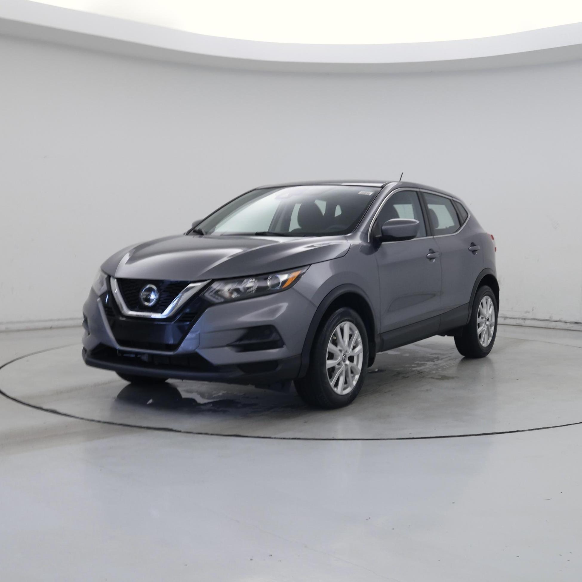 Thumbnail: 2021 Nissan Rogue Sport - 4