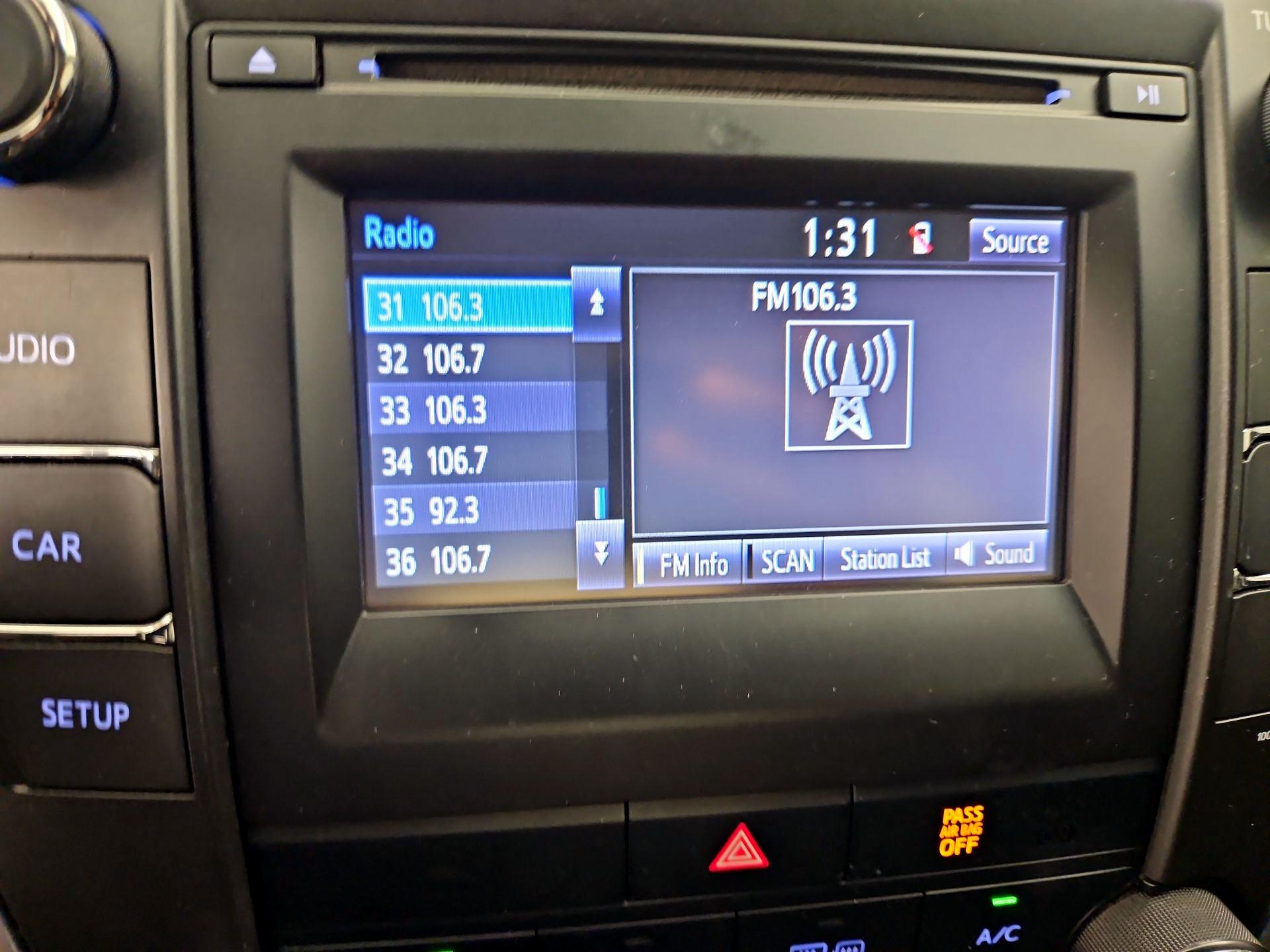 Thumbnail: 2015 Toyota Camry - 15