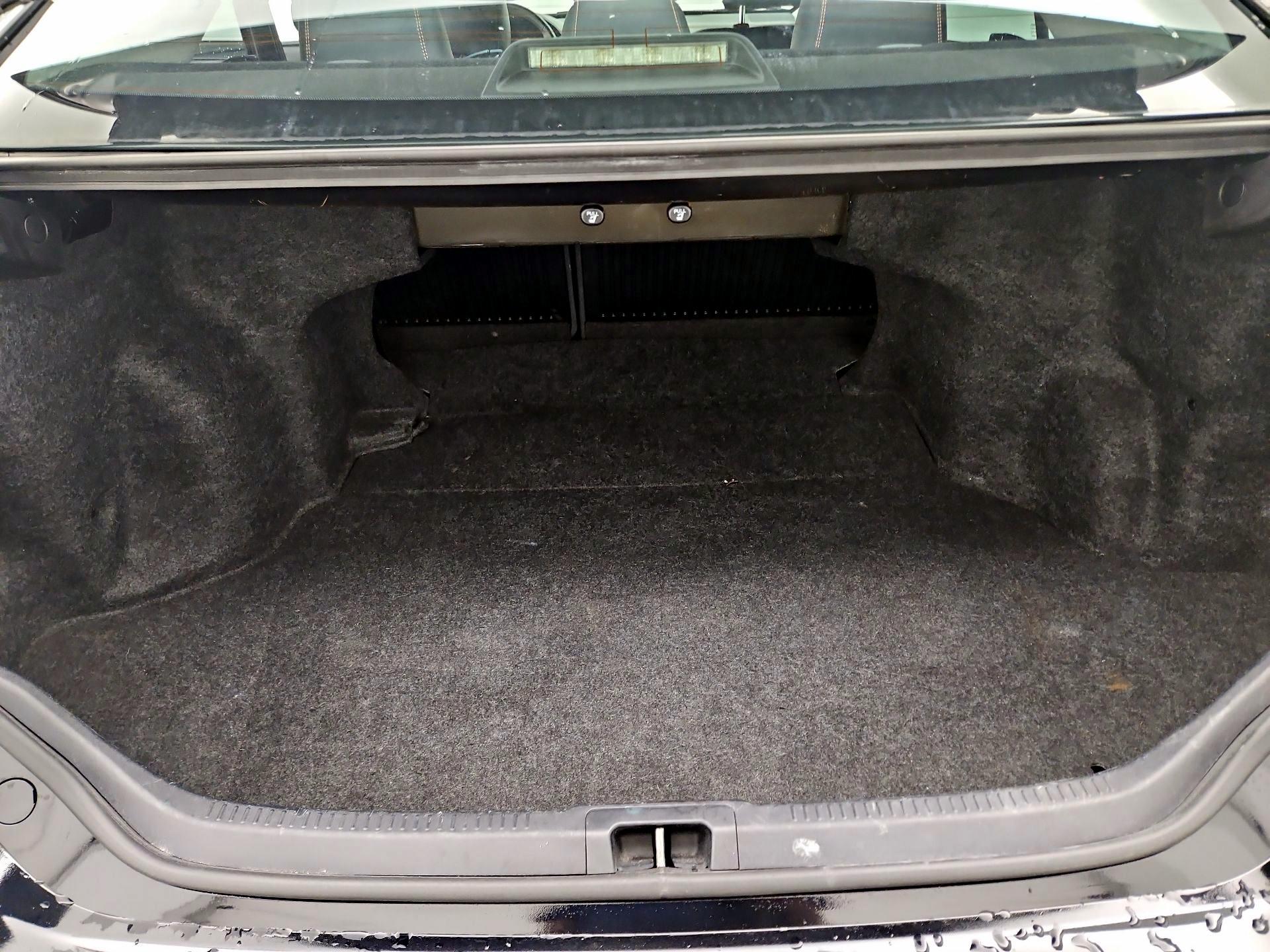 Thumbnail: 2015 Toyota Camry - 20