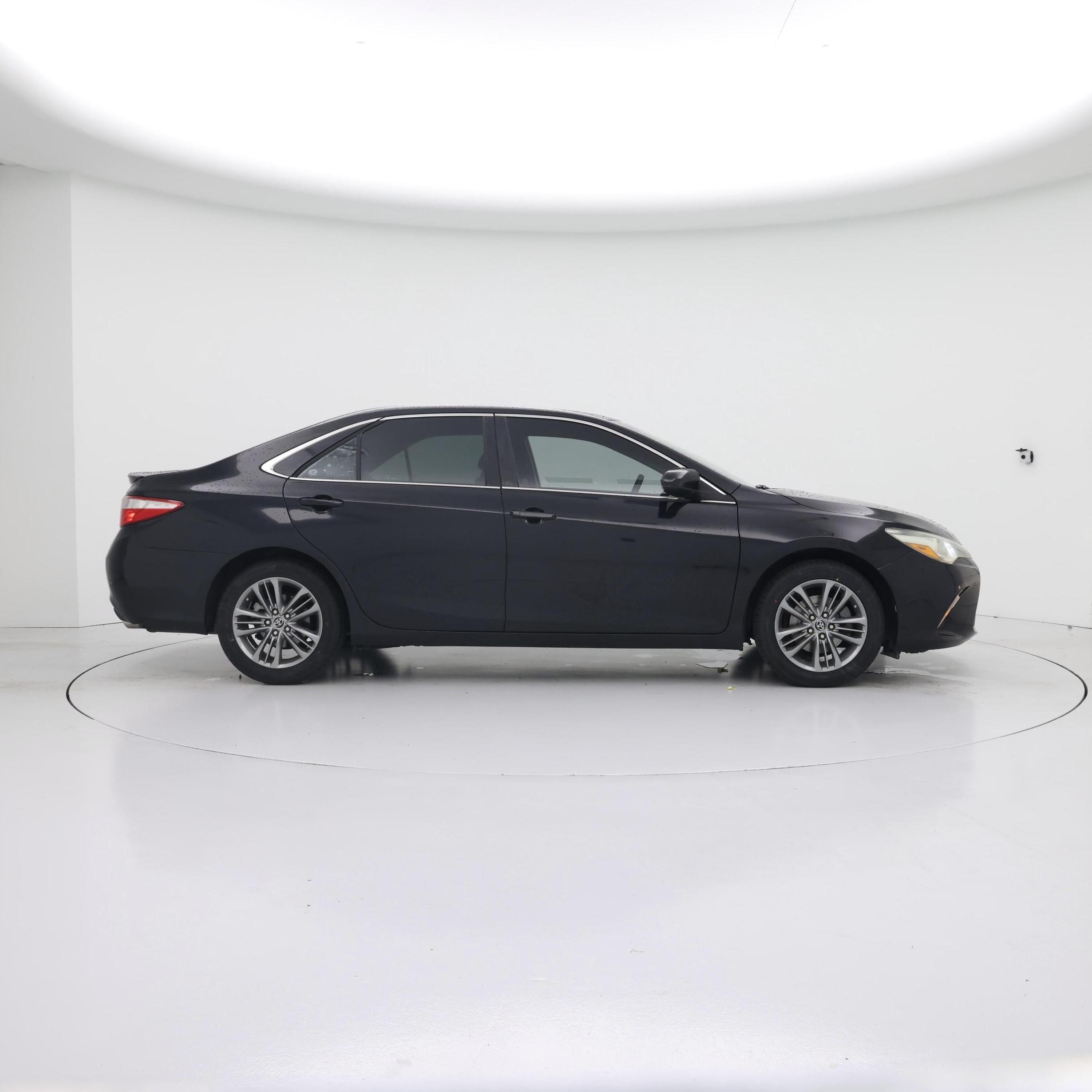 Thumbnail: 2015 Toyota Camry - 7