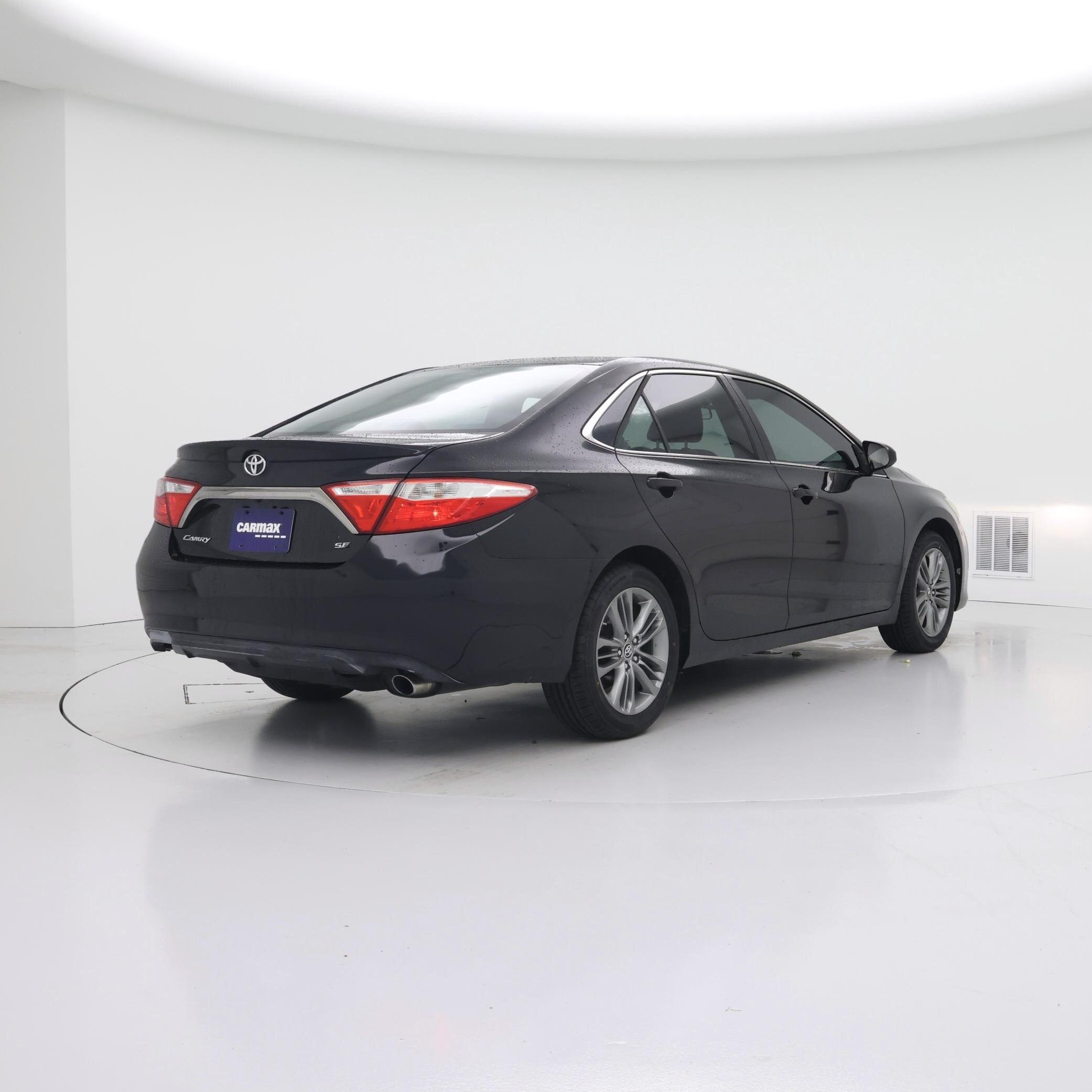 Thumbnail: 2015 Toyota Camry - 8
