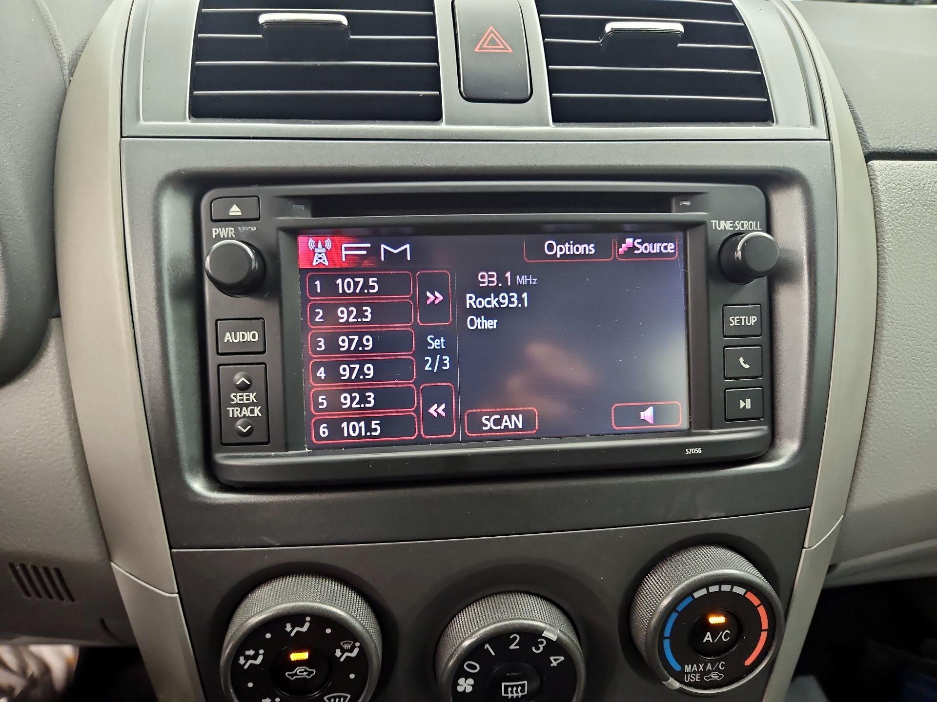 Thumbnail: 2013 Toyota Corolla - 14
