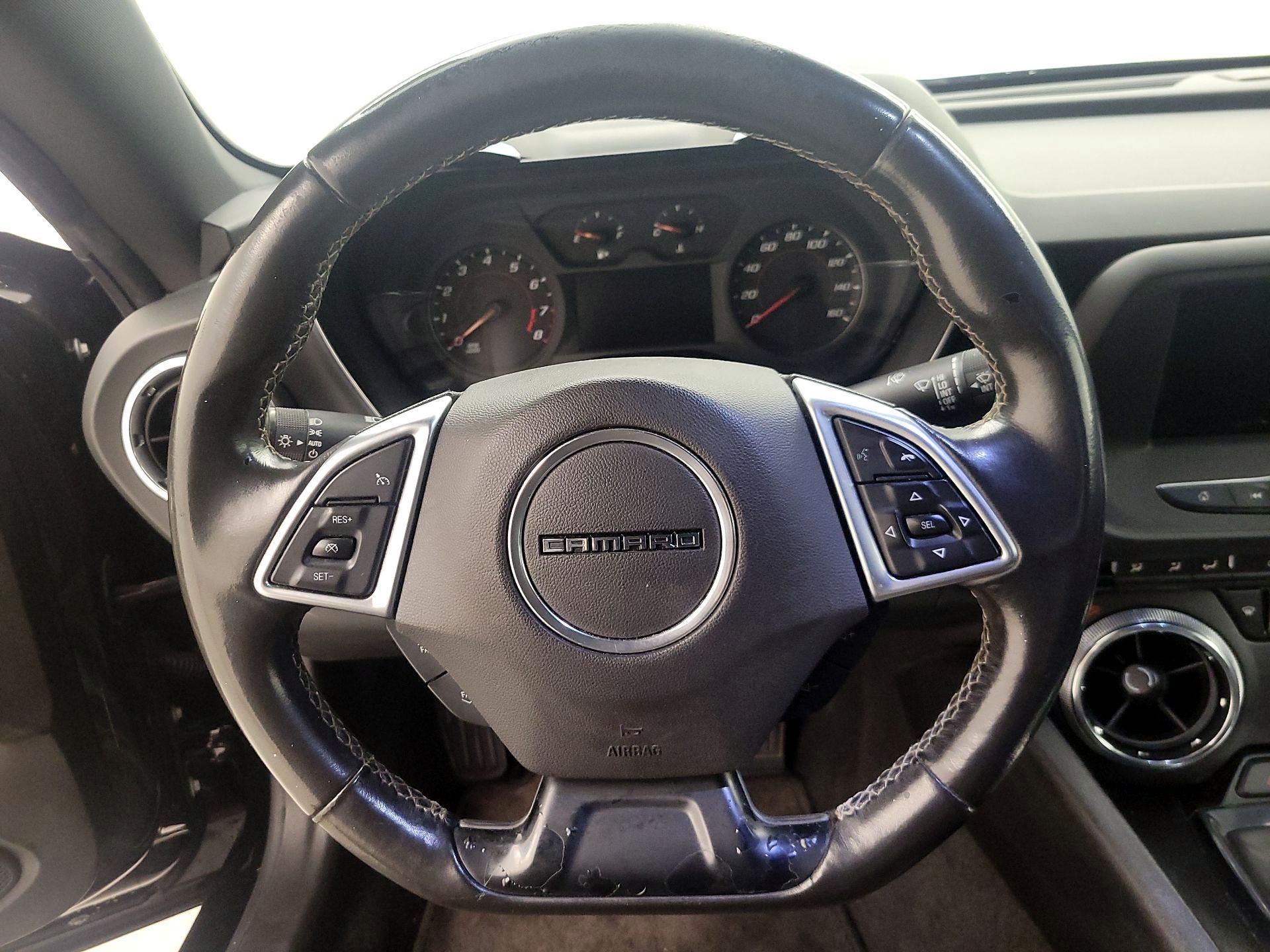 Thumbnail: 2019 Chevrolet Camaro - 10