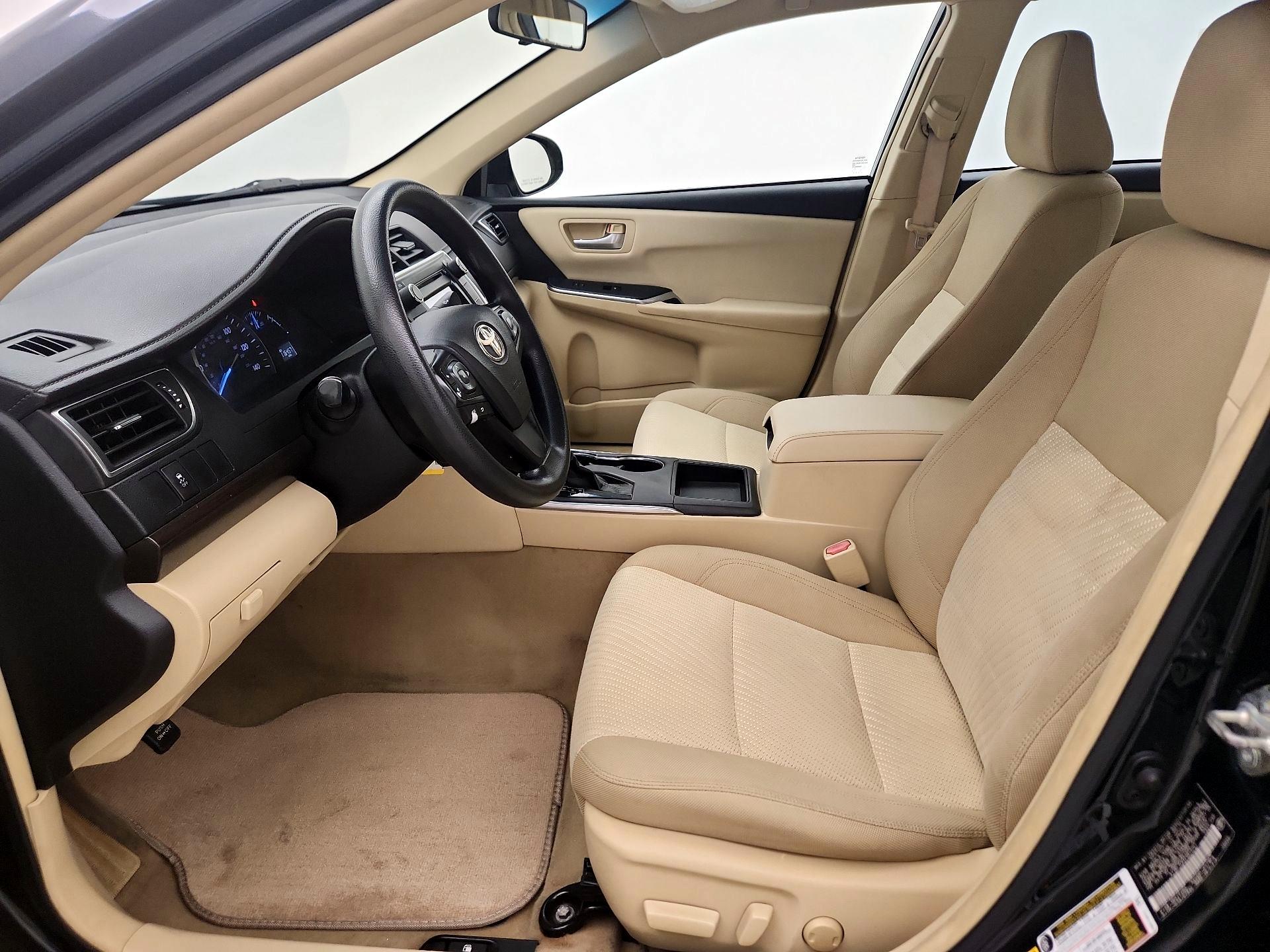 Thumbnail: 2015 Toyota Camry - 11
