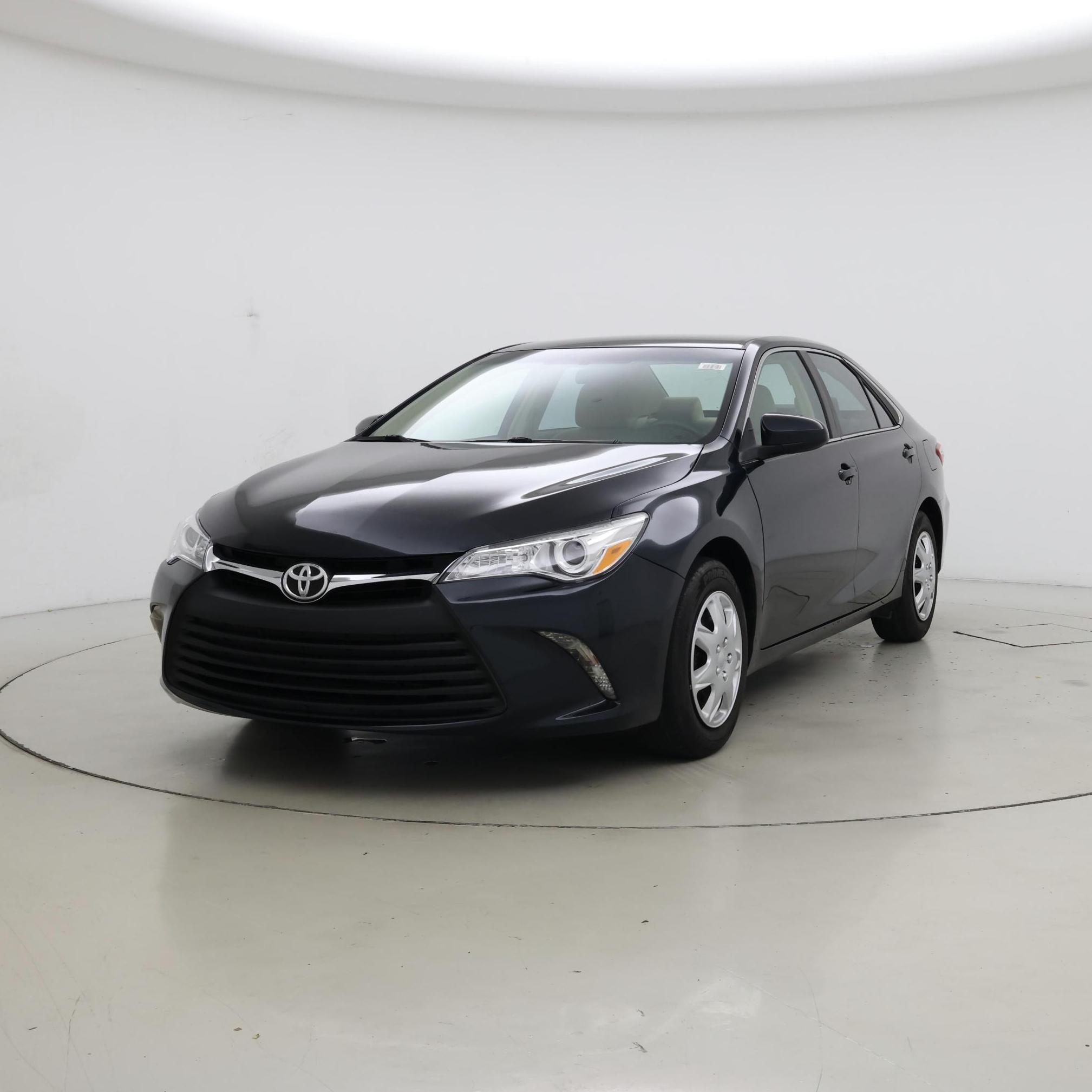 Thumbnail: 2015 Toyota Camry - 4