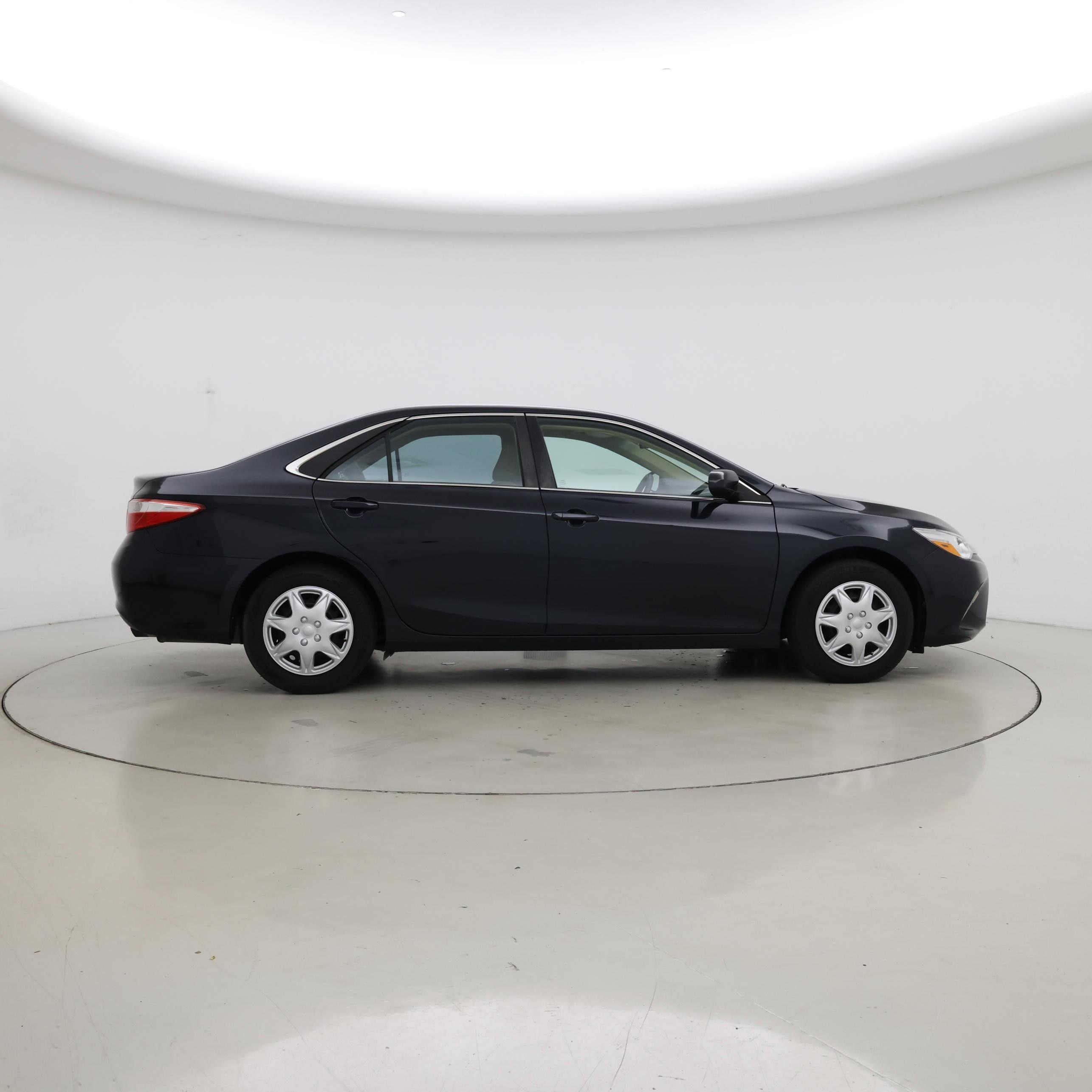 Thumbnail: 2015 Toyota Camry - 7