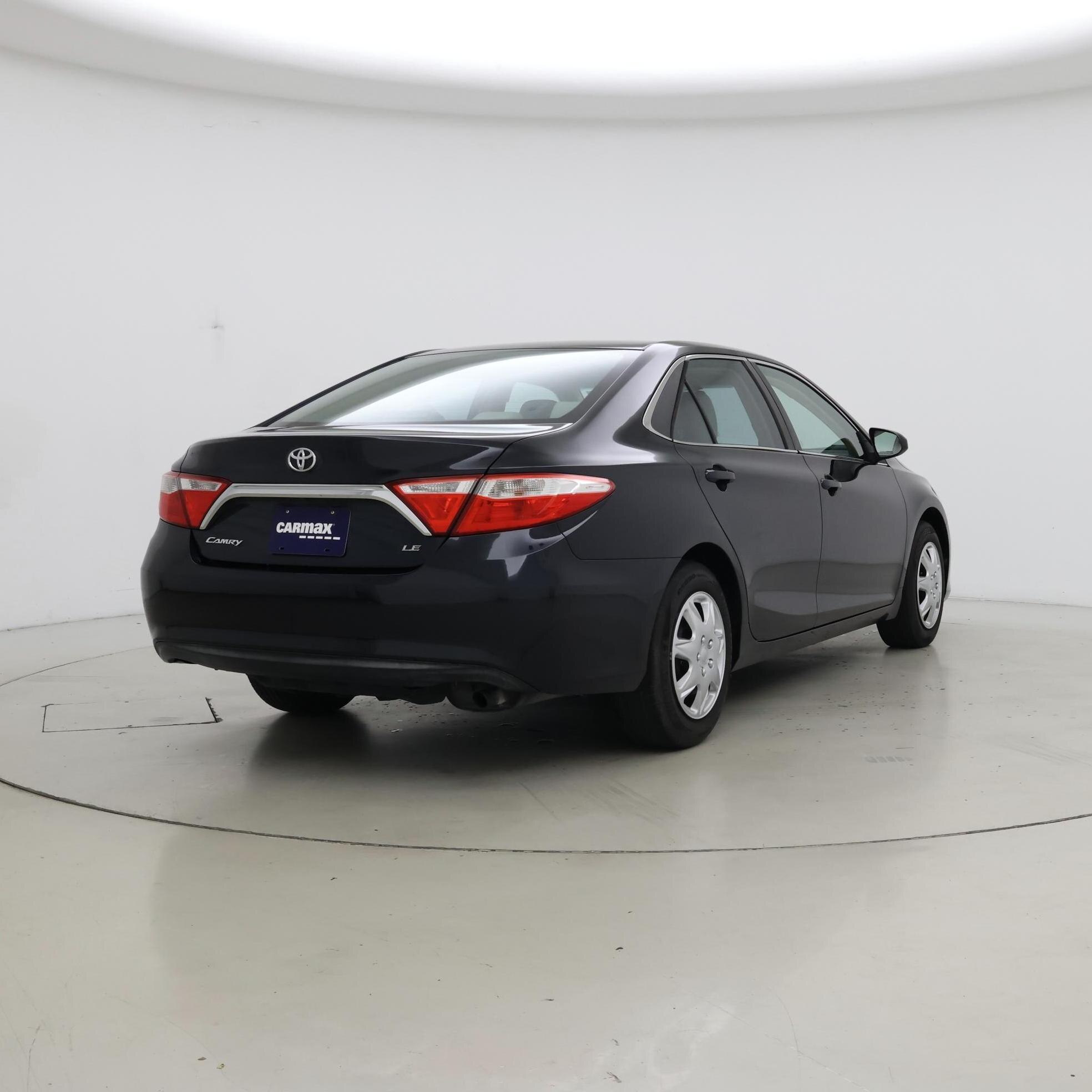 Thumbnail: 2015 Toyota Camry - 8