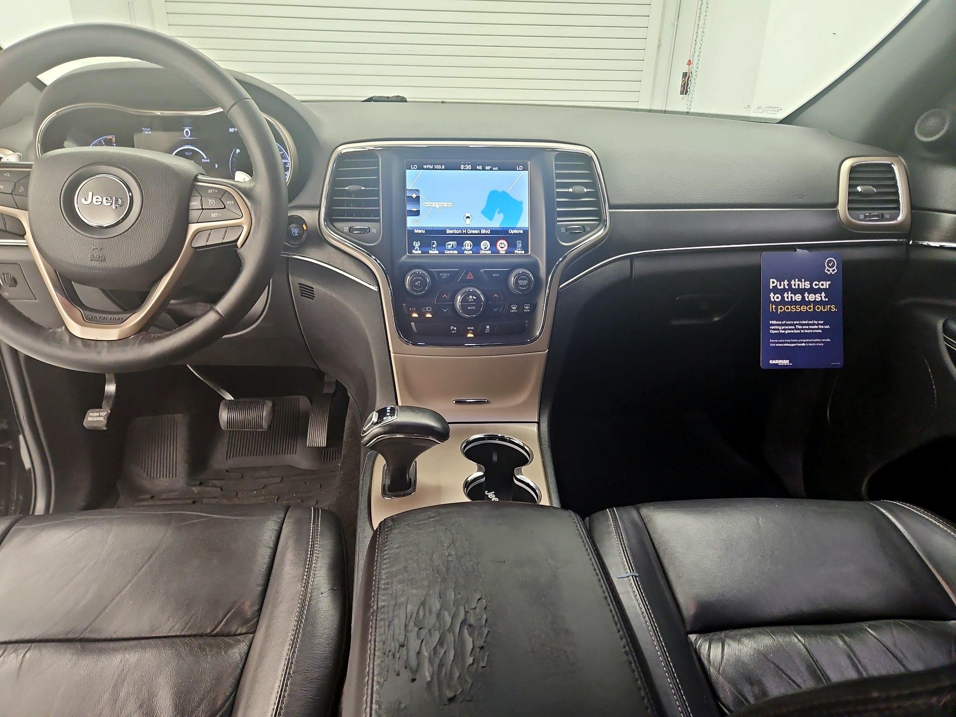 Thumbnail: 2015 Jeep Grand Cherokee - 9
