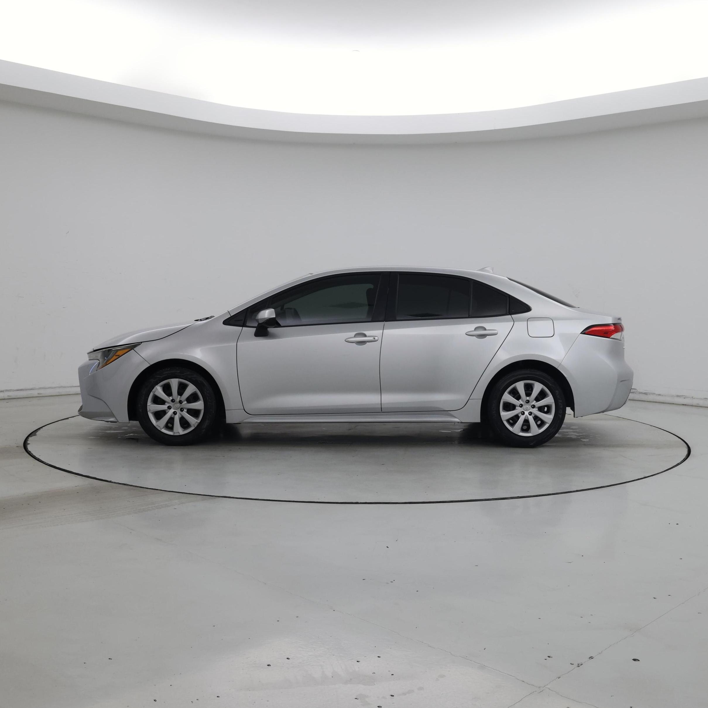 Thumbnail: 2022 Toyota Corolla - 3