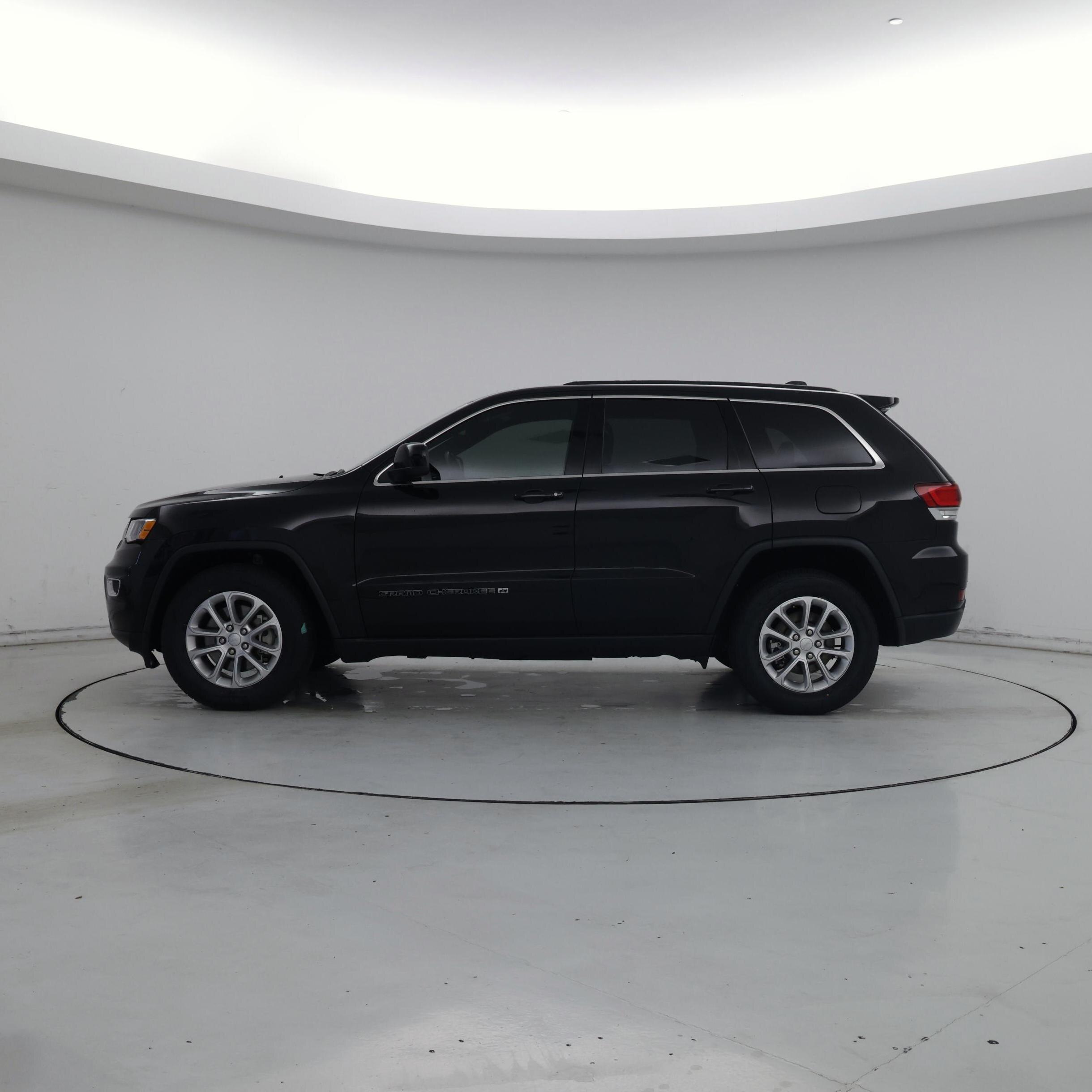 Thumbnail: 2022 Jeep Grand Cherokee - 3