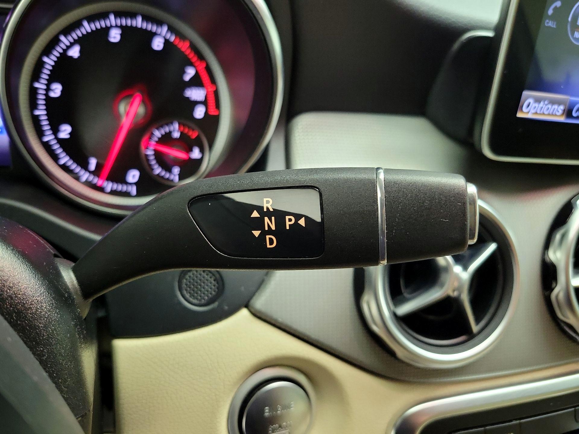 Thumbnail: 2020 Mercedes-Benz GLA - 17