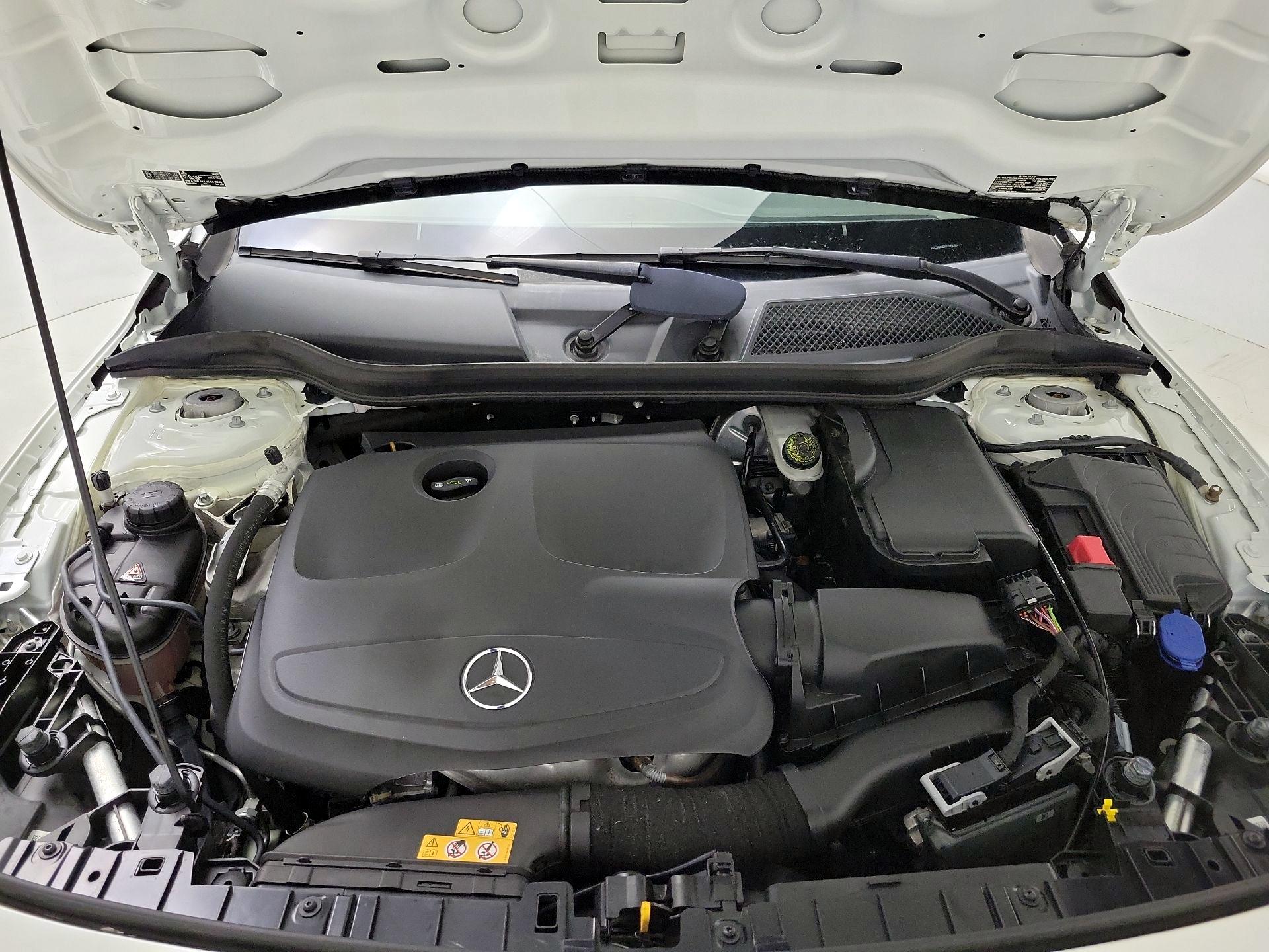 Thumbnail: 2020 Mercedes-Benz GLA - 20