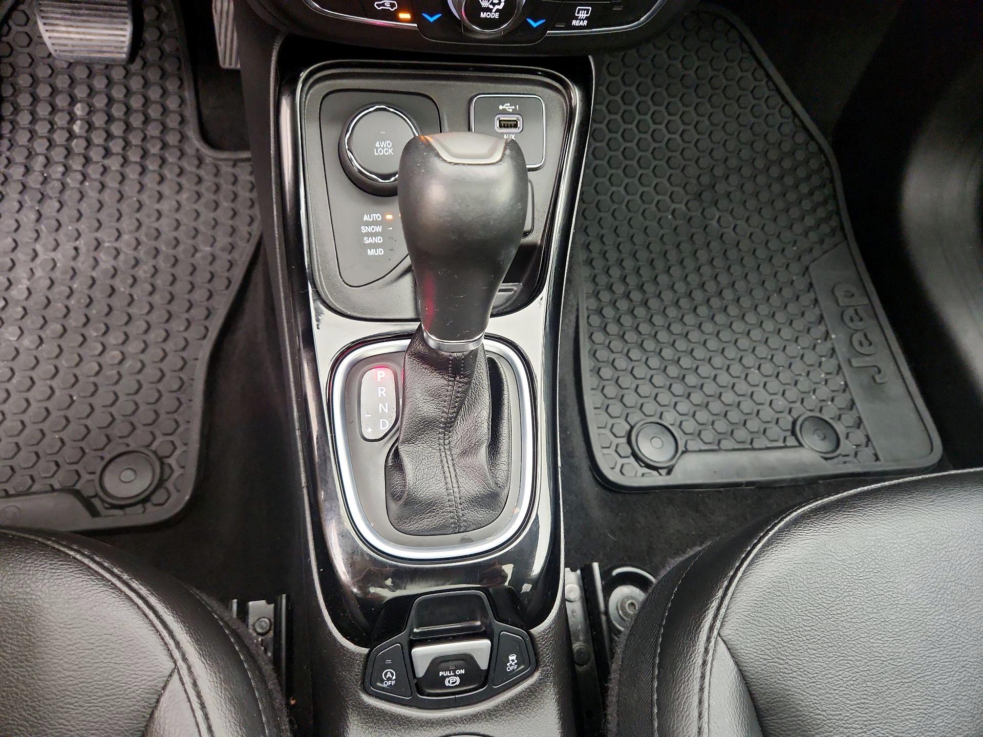 Thumbnail: 2020 Jeep Compass - 18