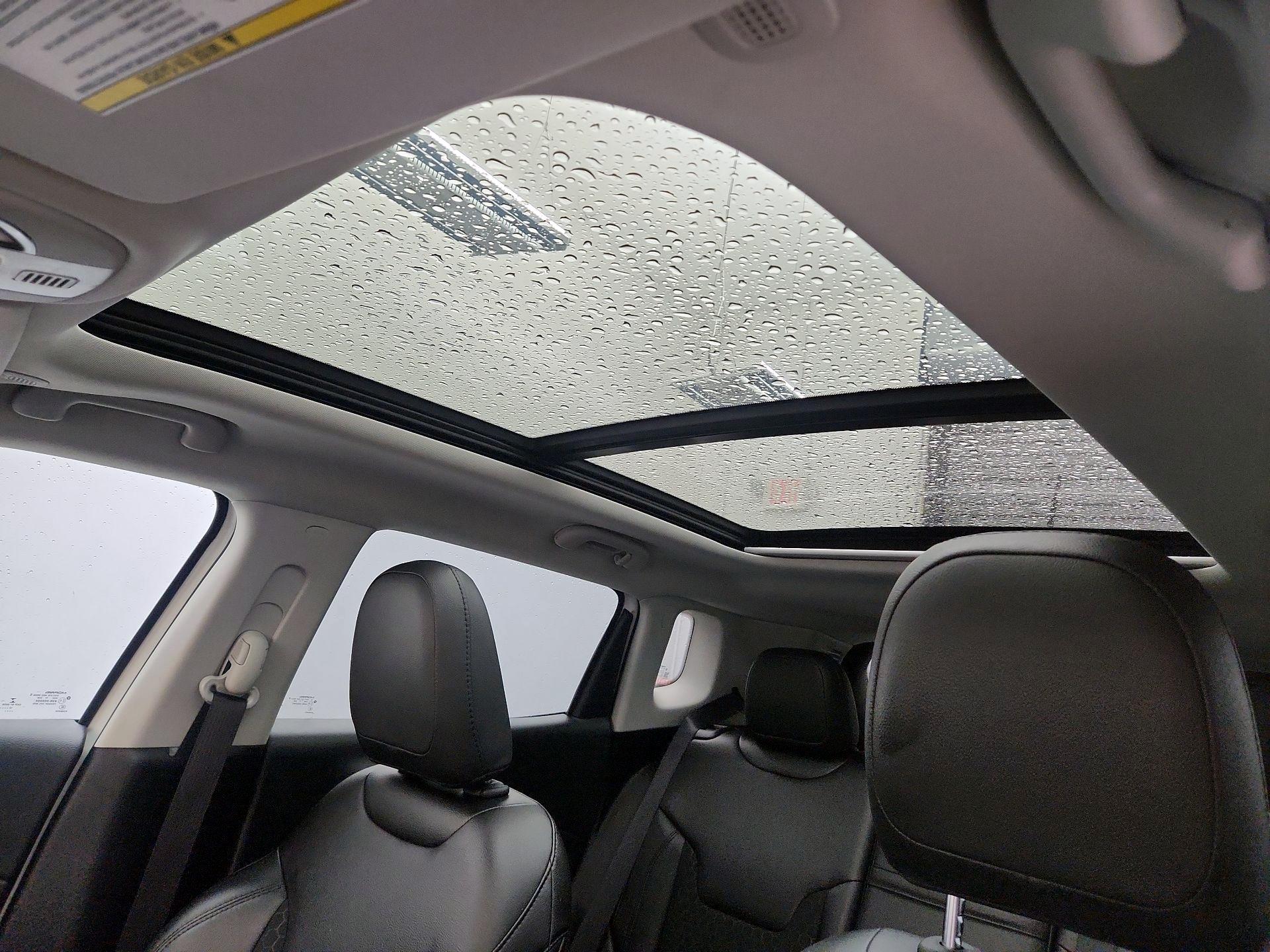 Thumbnail: 2020 Jeep Compass - 20