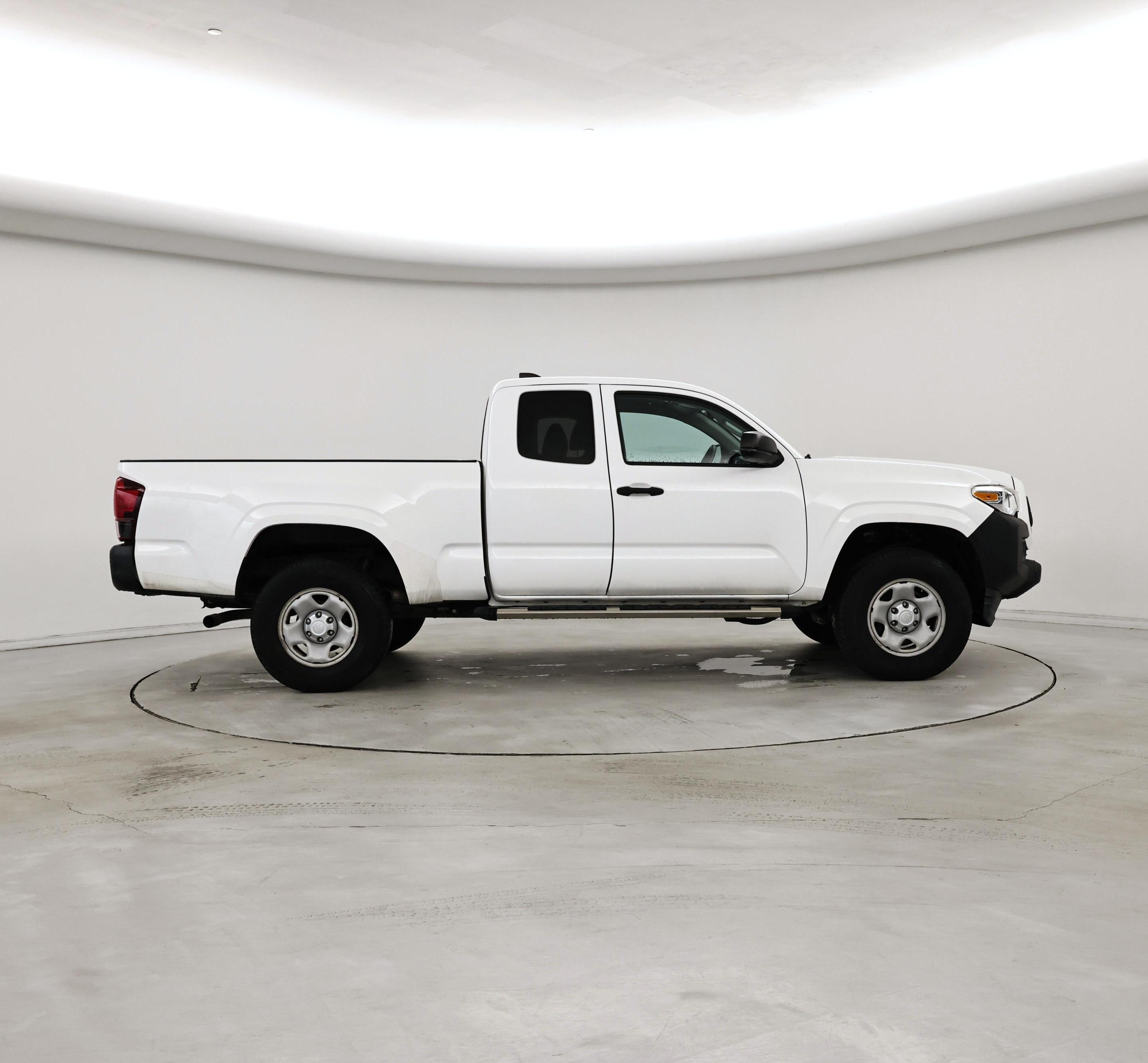 Thumbnail: 2020 Toyota Tacoma - 7