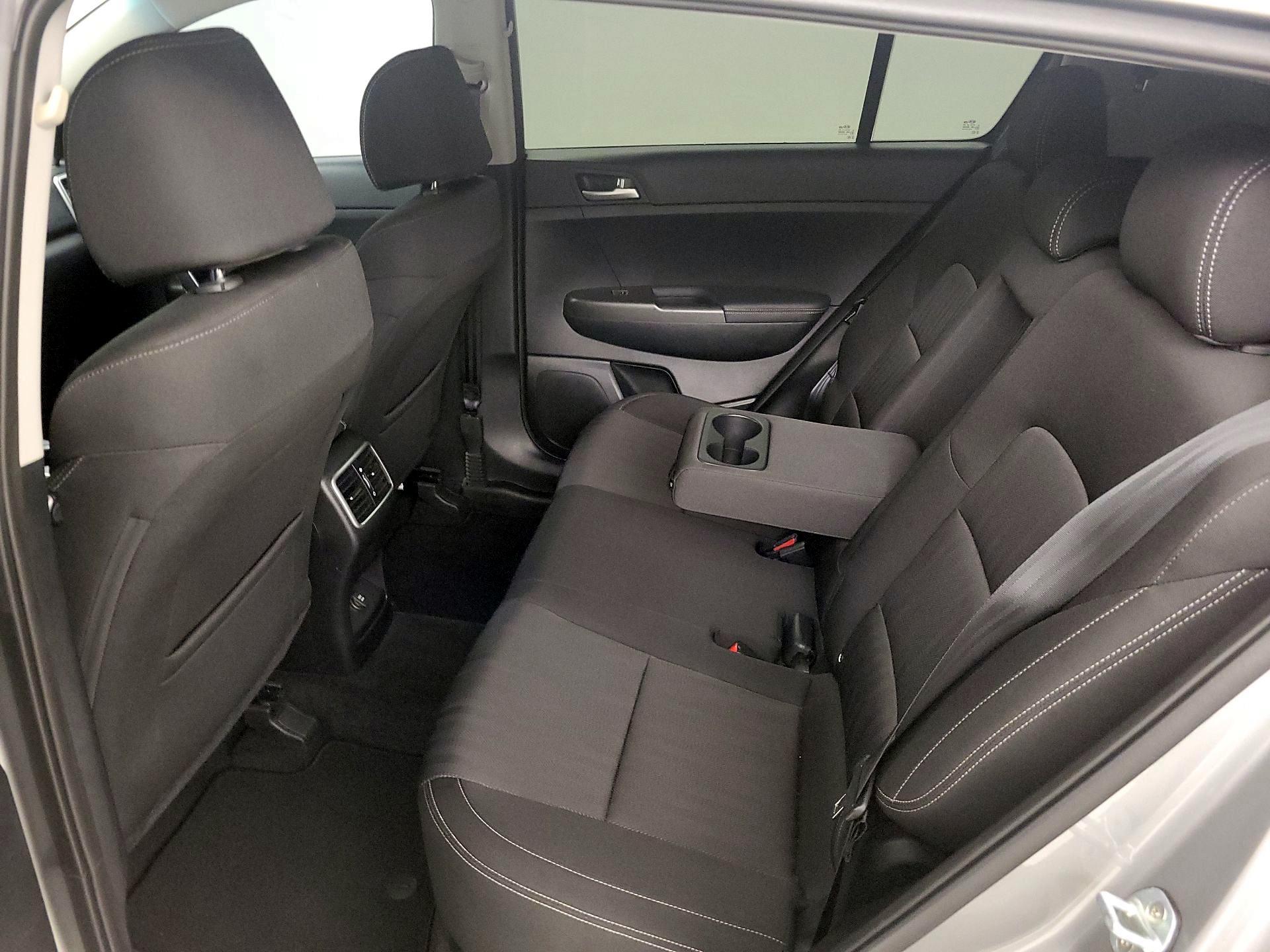 Thumbnail: 2020 Kia Sportage - 19