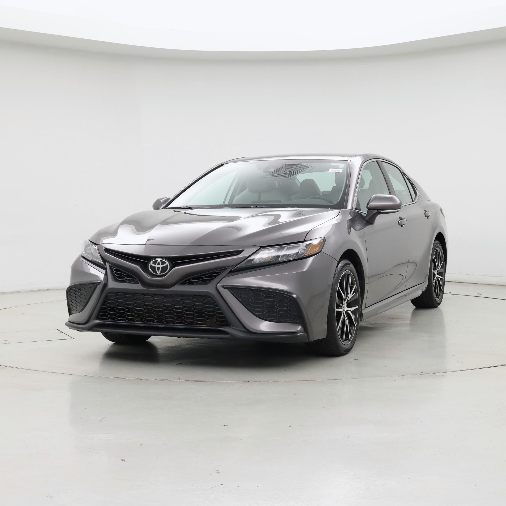 Thumbnail: 2022 Toyota Camry - 4
