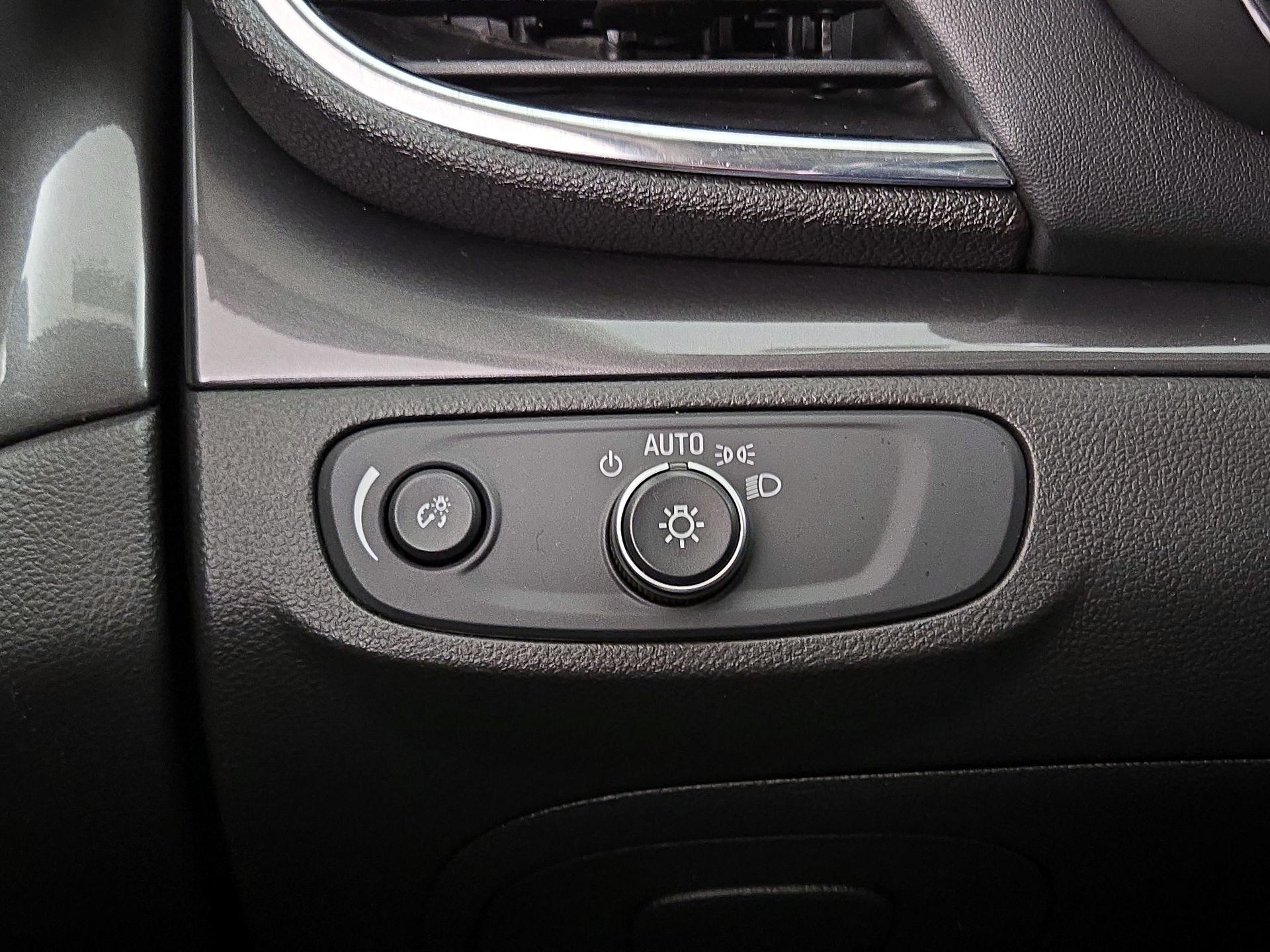 Thumbnail: 2019 Buick Encore - 13
