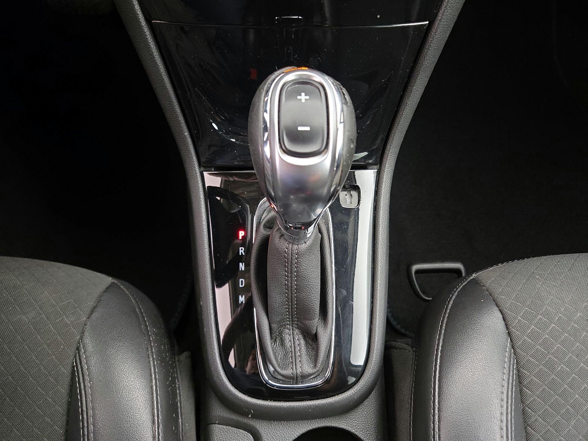 Thumbnail: 2019 Buick Encore - 17