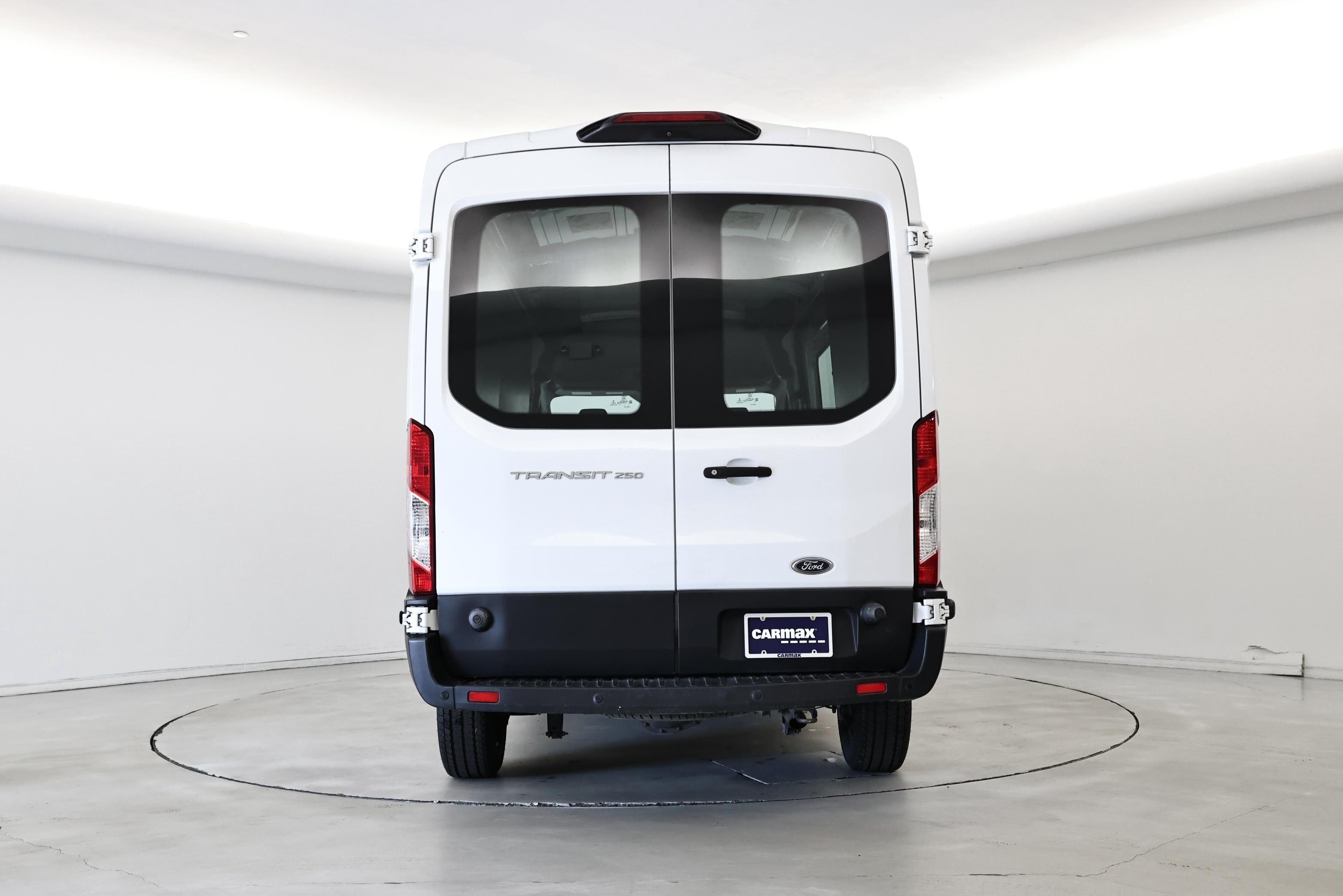 Thumbnail: 2019 Ford Transit Series - 6