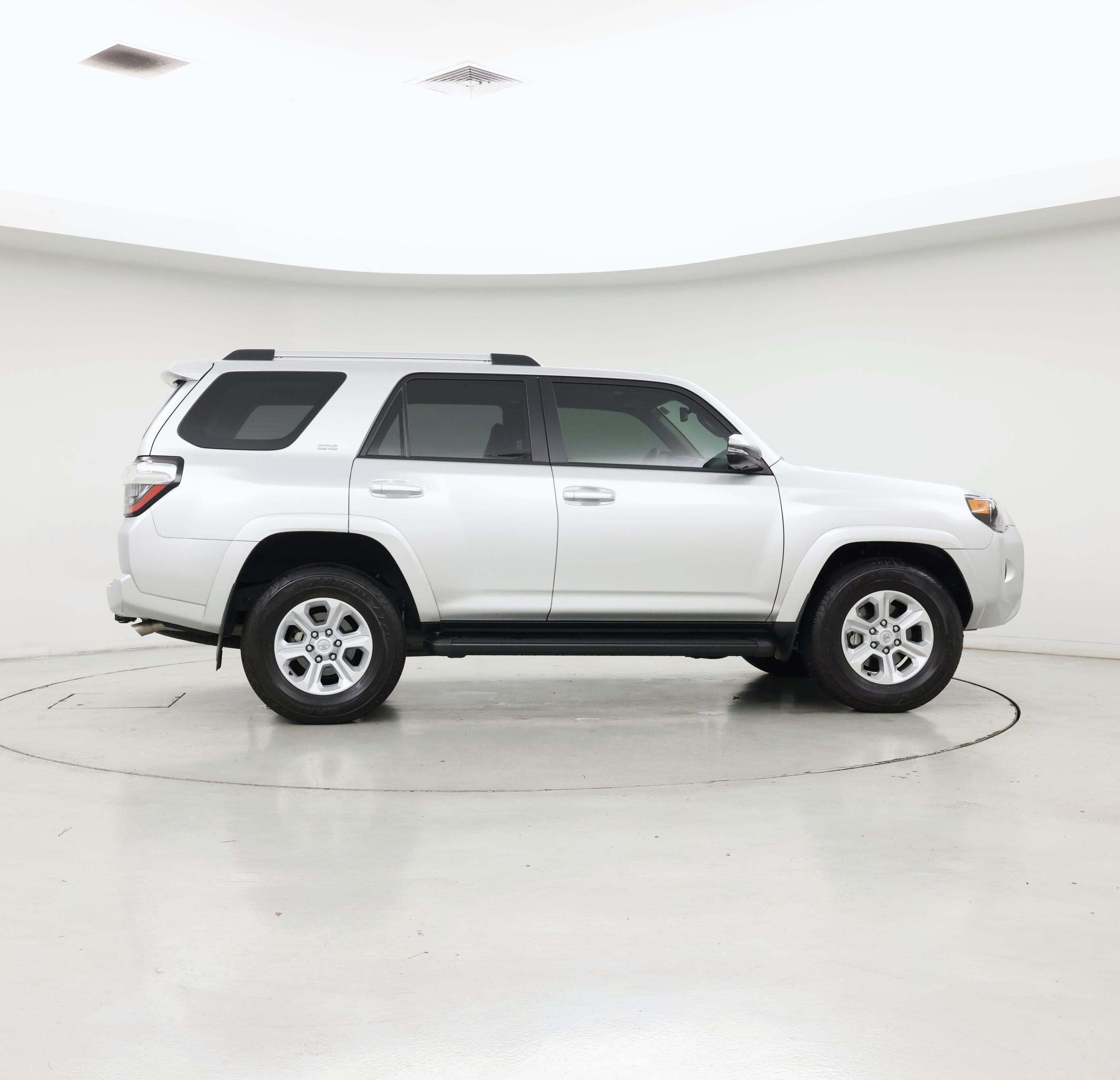 Thumbnail: 2024 Toyota 4Runner - 7