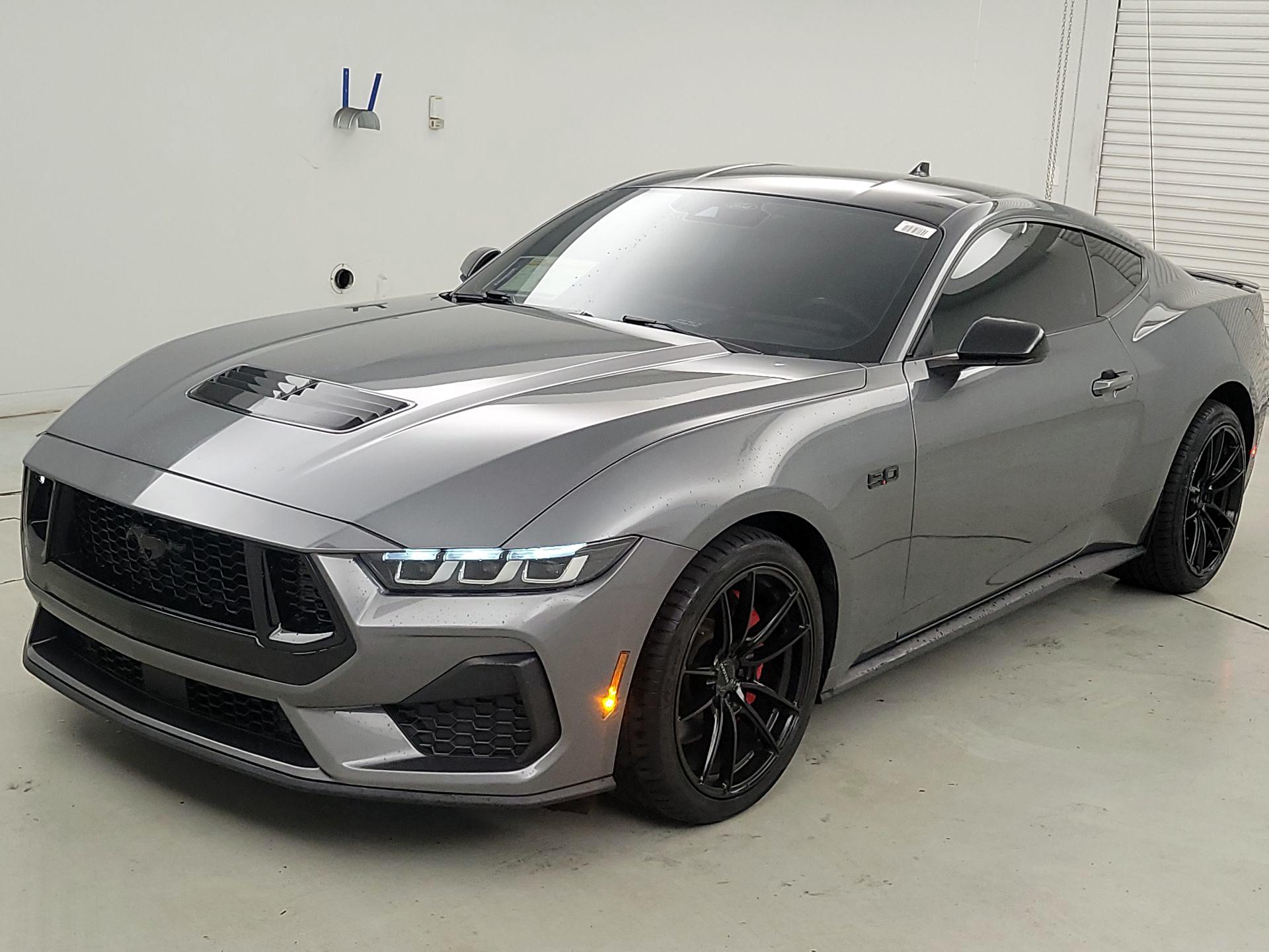 Thumbnail: 2024 Ford Mustang - 3