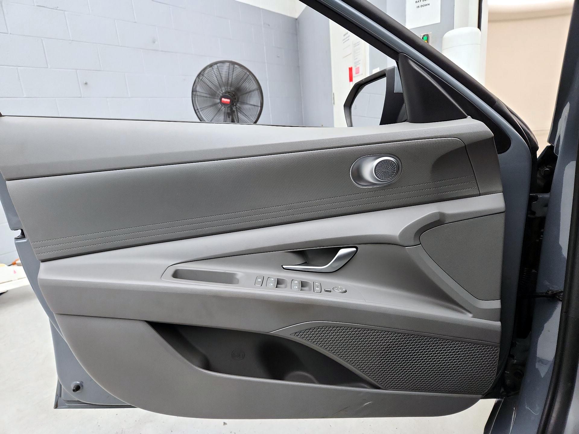 Thumbnail: 2023 Hyundai Elantra - 12