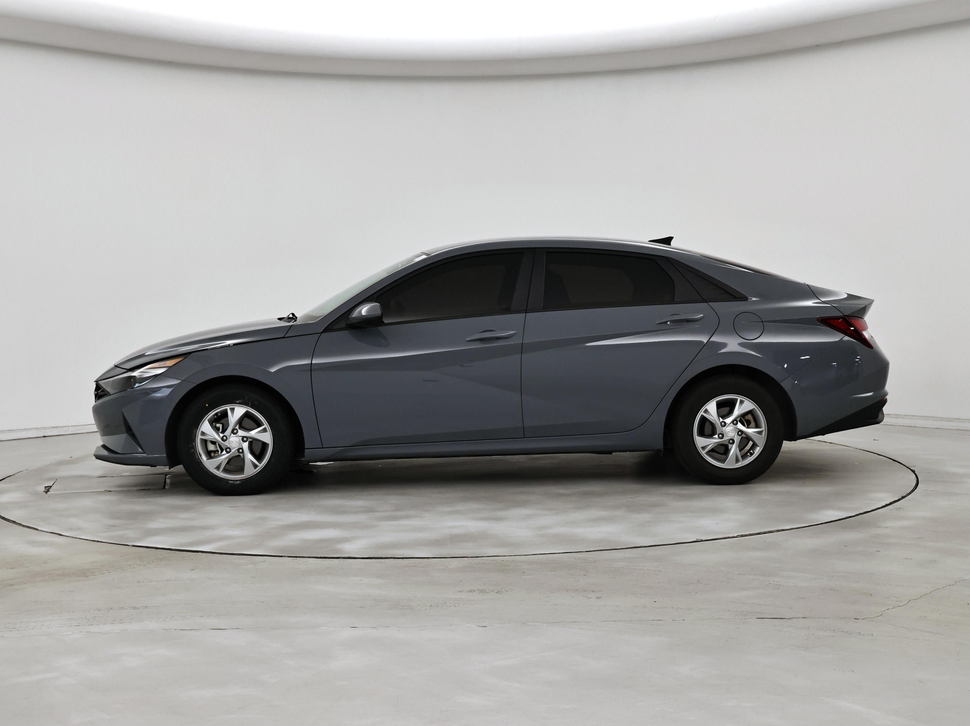 Thumbnail: 2023 Hyundai Elantra - 3