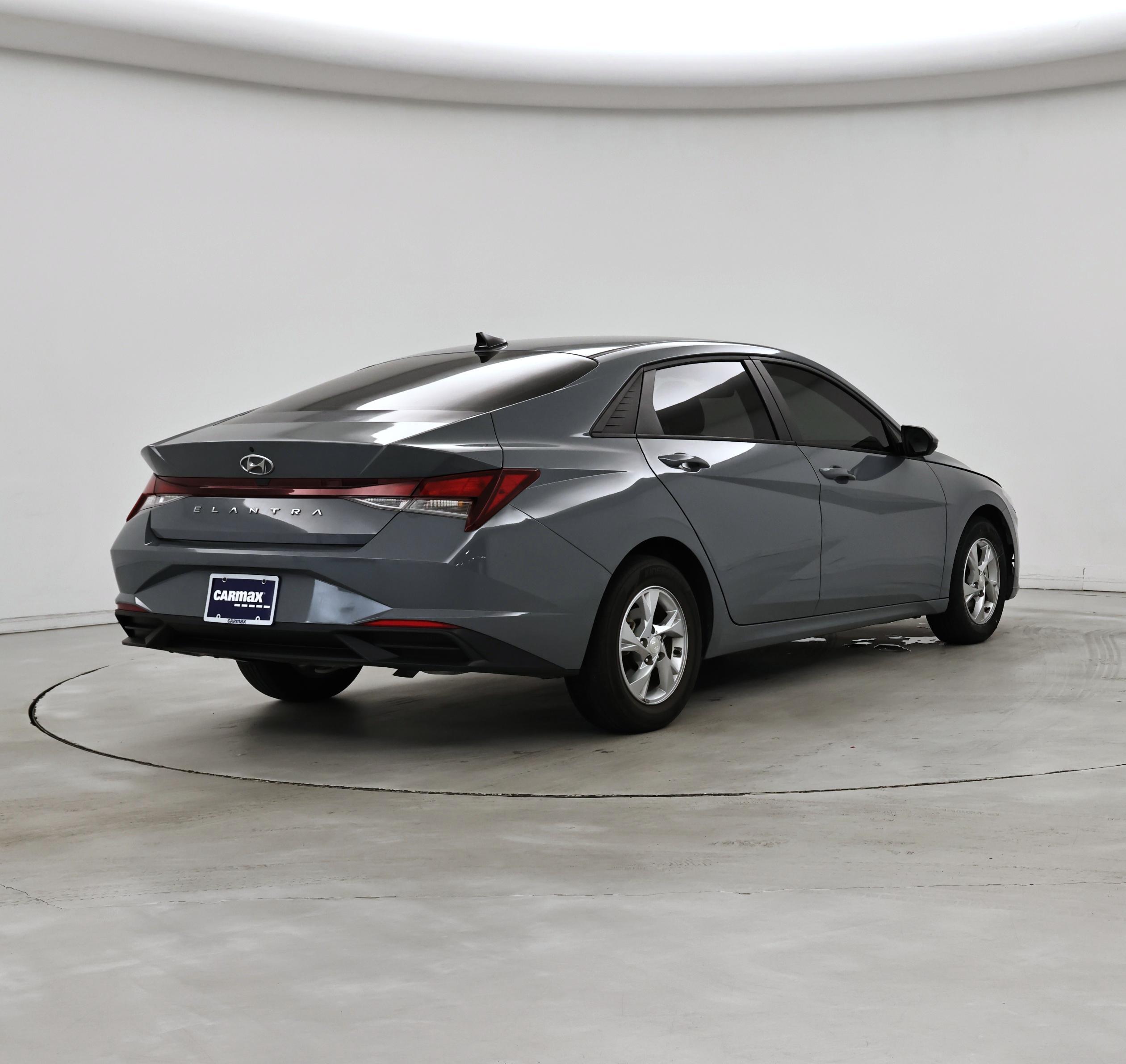 Thumbnail: 2023 Hyundai Elantra - 8