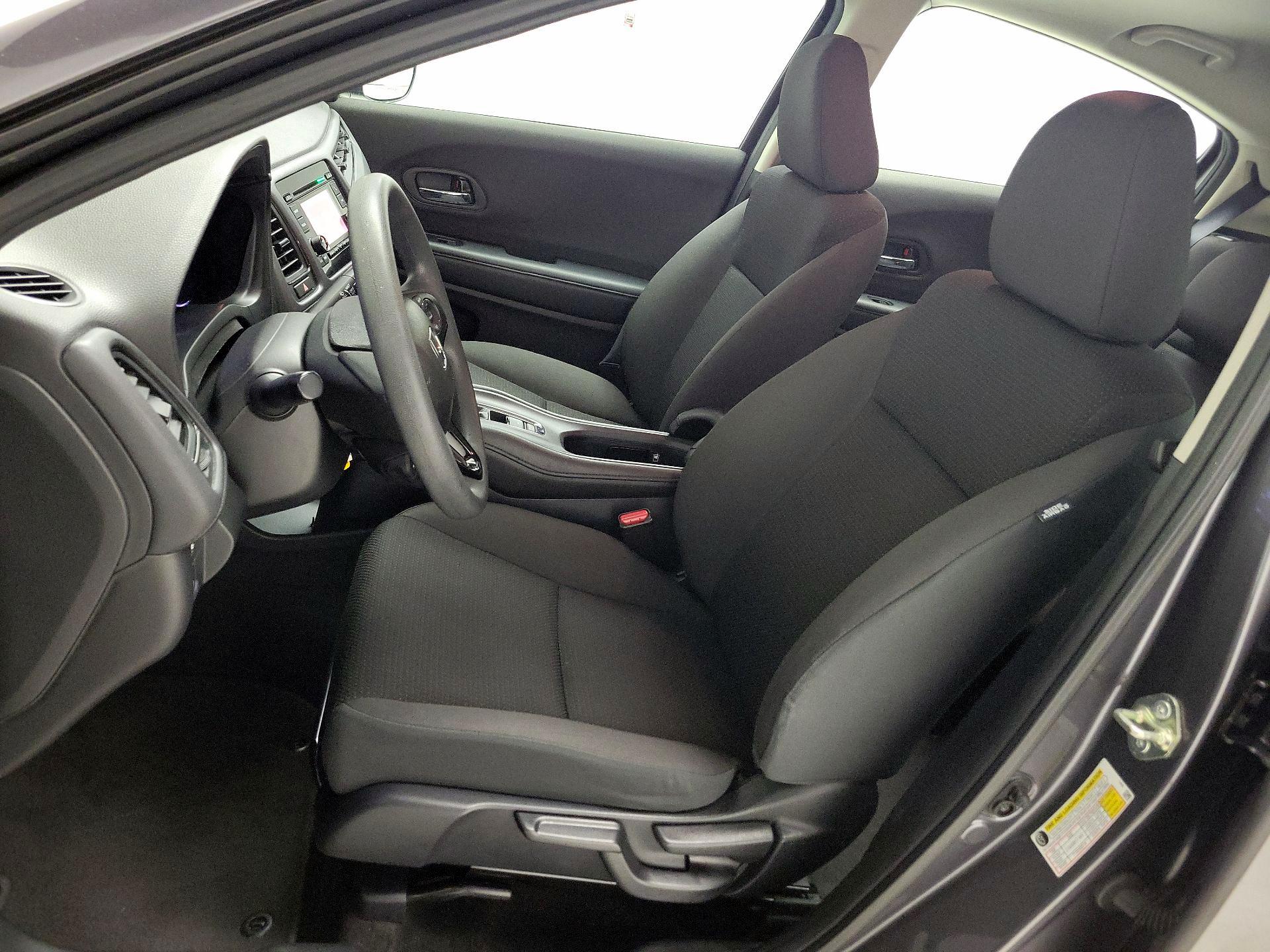 Thumbnail: 2019 Honda HR-V - 11
