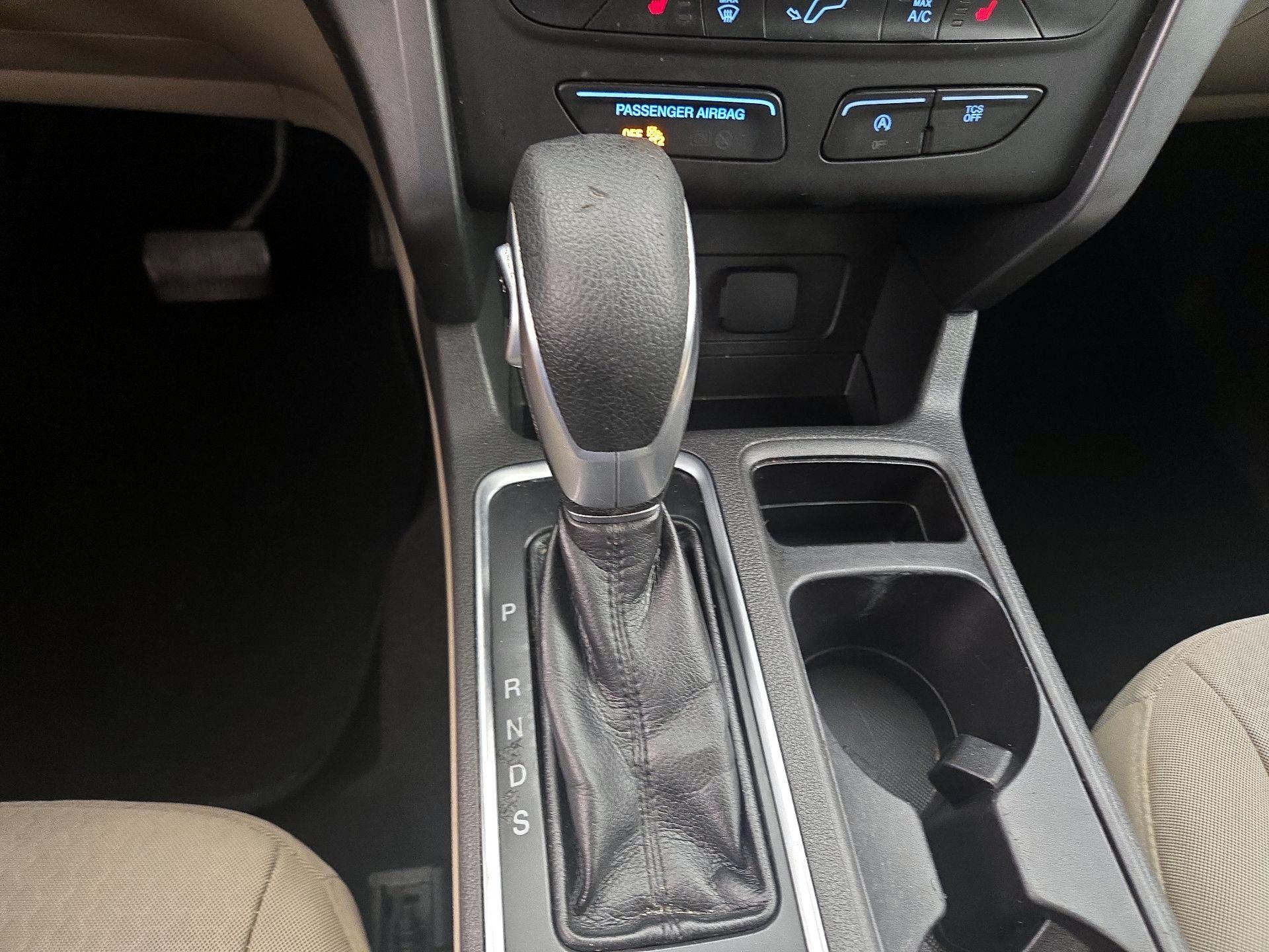 Thumbnail: 2019 Ford Escape - 17