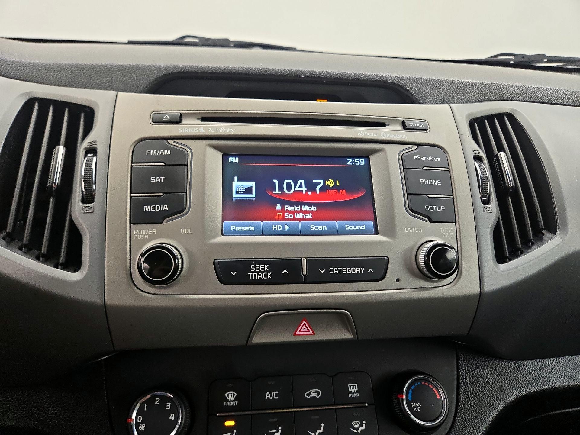 Thumbnail: 2015 Kia Sportage - 15